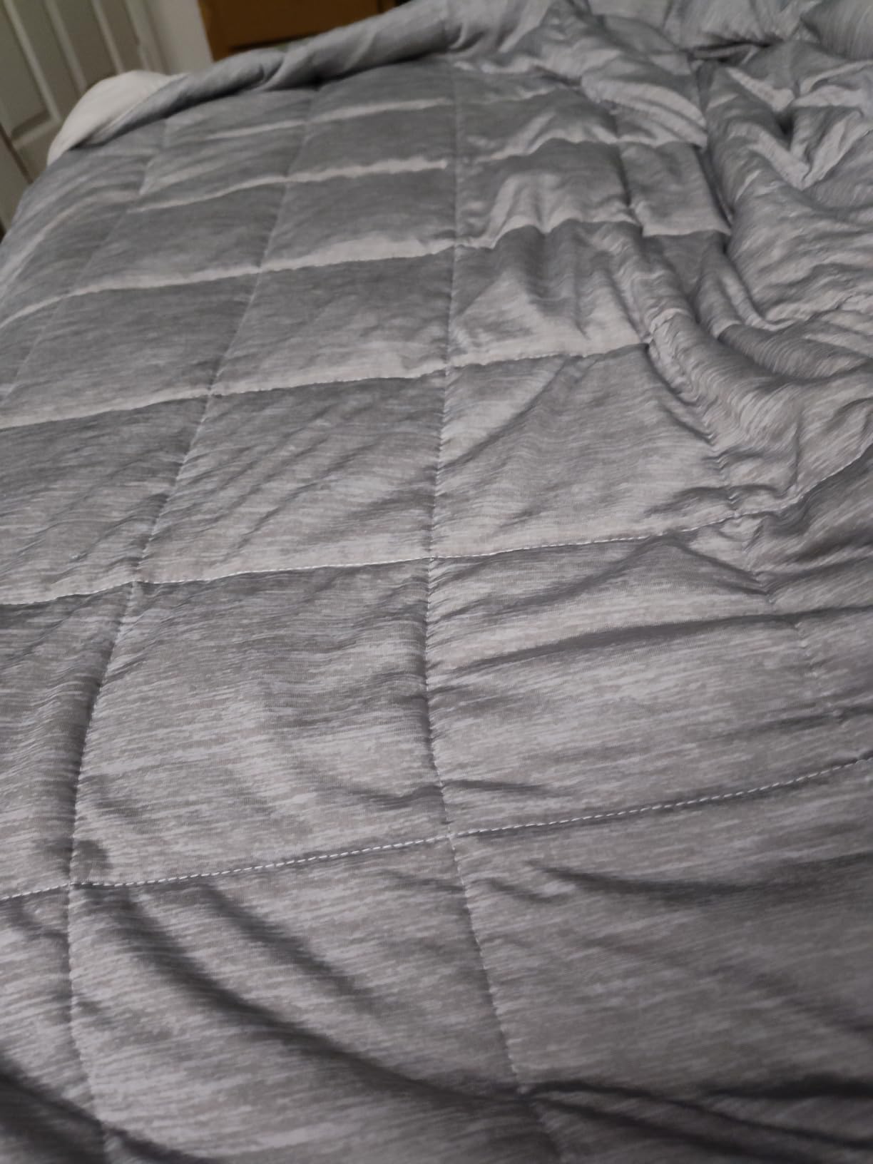 Satwip Weighted Blanket Queen Size 15 LBS, Cooling Weighted Blanket for Hot Sleepers, Cool Moire Jersey with Soft Breathable Sanded, 60 x 80 inches 15 Pounds, Purple customer photo 1