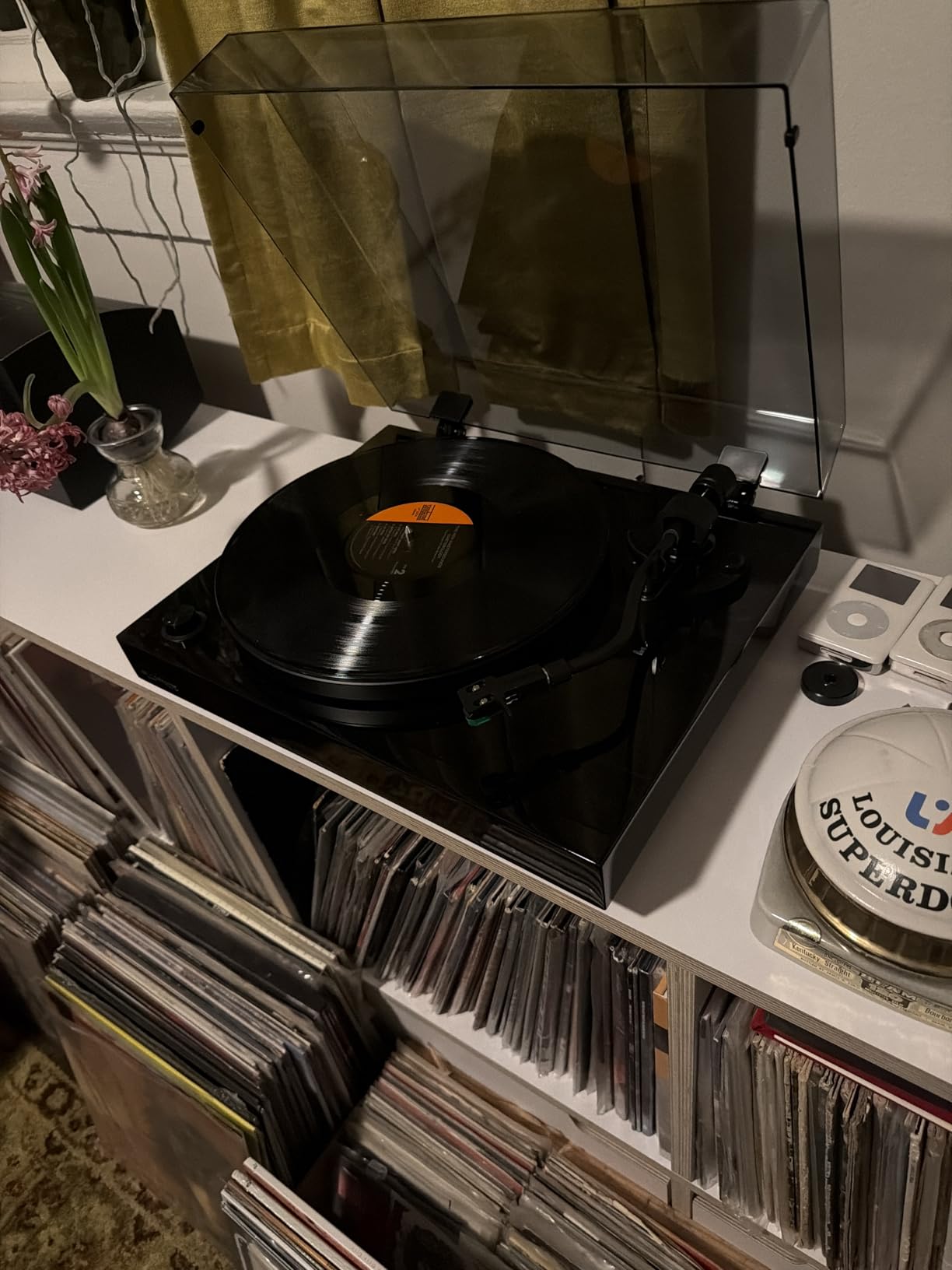 Fluance RT81+ Elite High Fidelity Vinyl Turntable Record Player, Audio Technica VM95E Cartridge, Anti-Resonant Platter, Acrylic Mat, Phono Preamp Wood Plinth Adjustable Isolation Feet - Natural Walnut customer photo 2