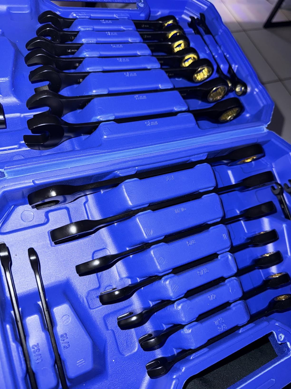 WORKPRO 22-Piece Ratcheting Wrench Set, Anti-slip Teeth, Ratchet Combination Wrench Sets with Organizer Box, Metric 6-18mm & SAE 1/4-3/4