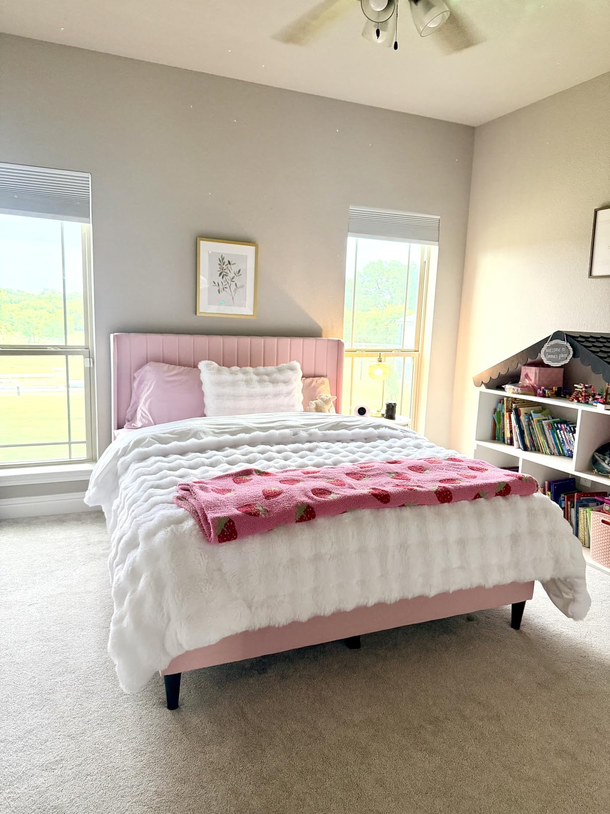 Yaheetech Queen Bed Frame Upholstered Platform Bed with Fabric Headboard, Wing Edge Design/Non-Slip and Noise-Free/Wooden Slats Support/No Box Spring Needed/Easy Assembly, Ivory Queen Bed customer photo 2