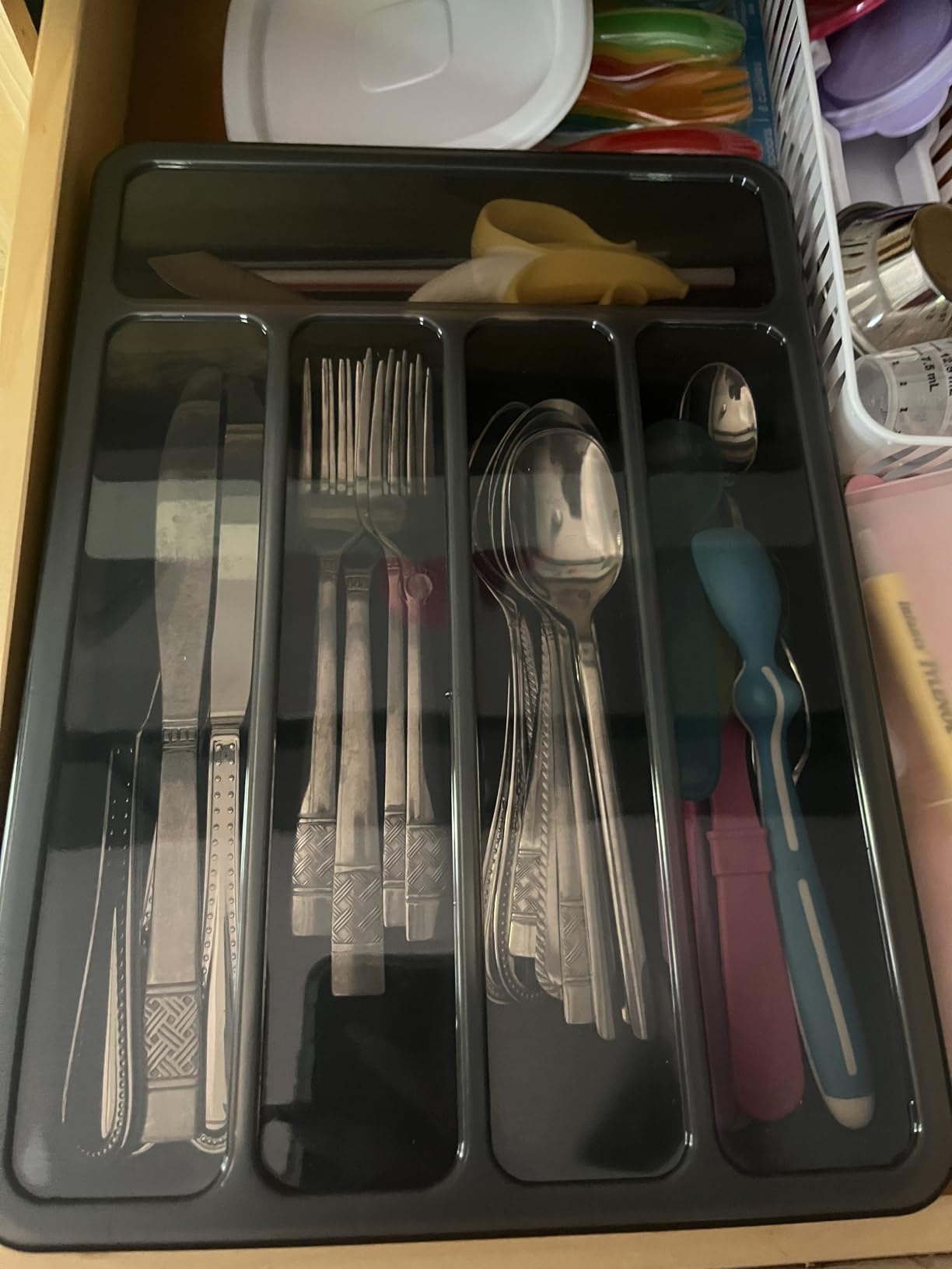 Lifewit Silverware Organizer with Lid, Covered Utensil Tray for Kitchen Drawer and Countertop, Plastic Cutlery and Flatware Storage Box for Spoons Forks Knives Holder Case, 12.6x11.8