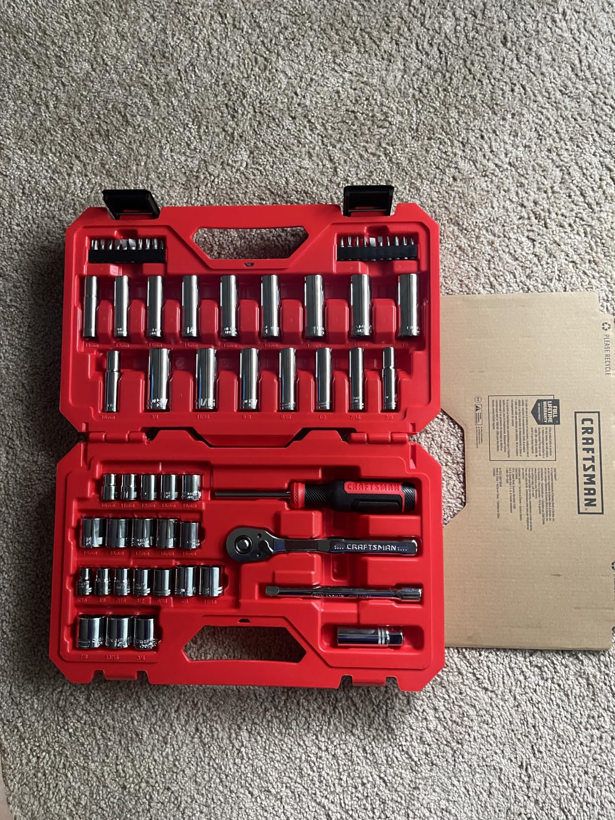 CRAFTSMAN Mechanics Tool Set, 3/8 Inch Drive, 61 Piece (CMMT45161) customer photo 2