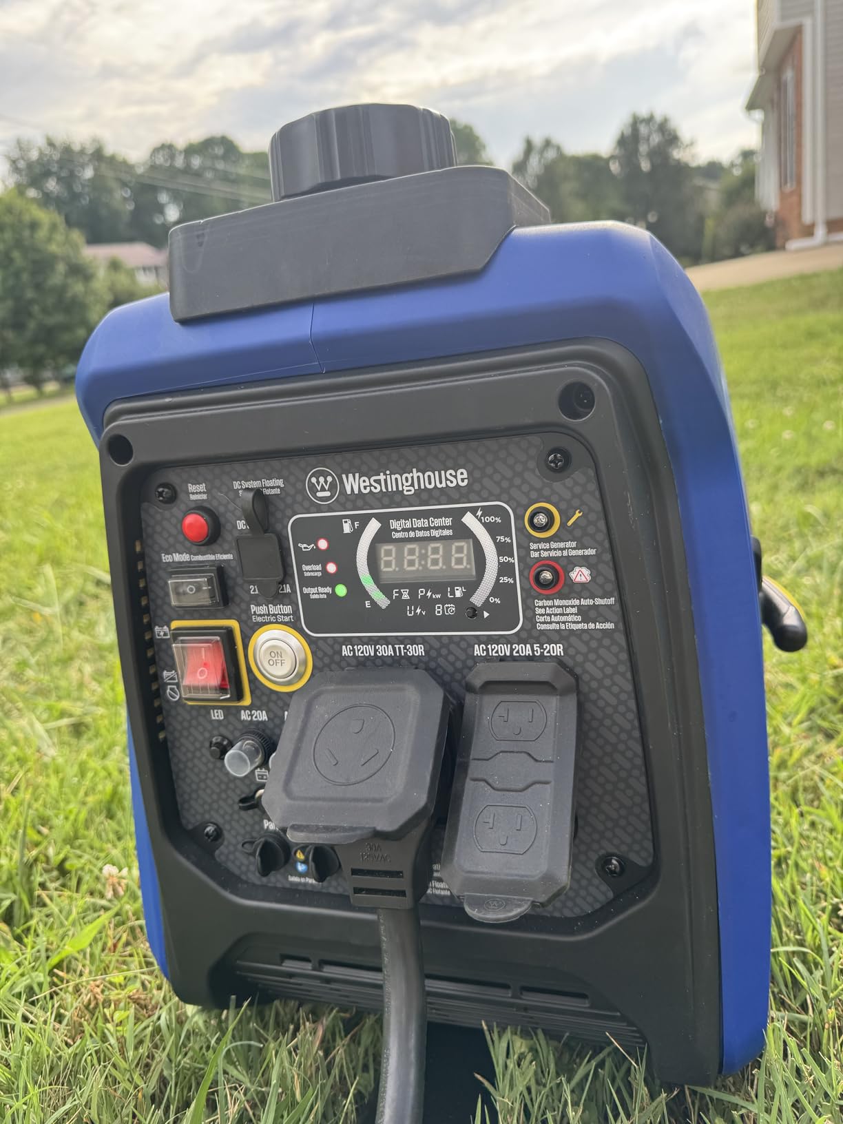 Westinghouse 4000 Peak Watt Super Quiet Portable Inverter Generator, Remote Electric Start with Auto Choke, RV Ready 30A Outlet, Gas Powered, CO Sensor, Parallel Capable customer photo 2