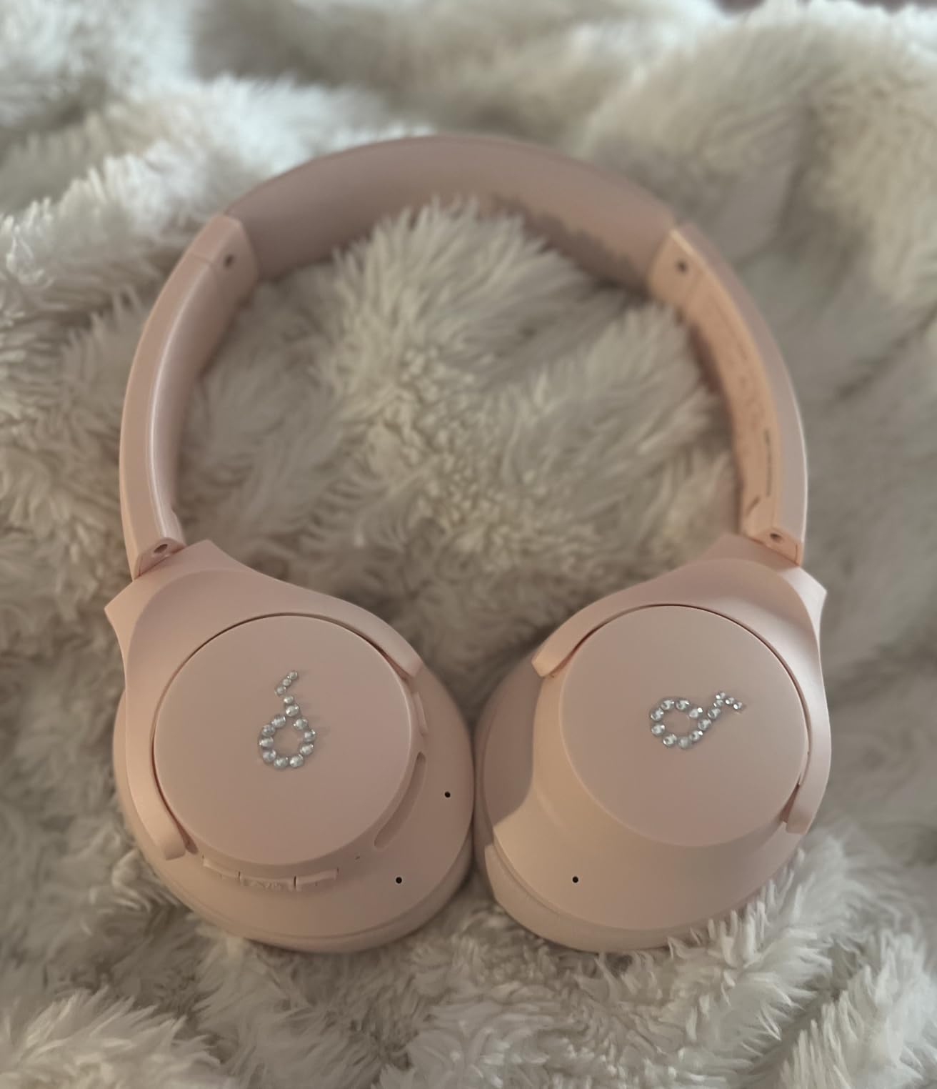 Soundcore by Anker Q20i Hybrid Active Noise Cancelling Headphones, Wireless Over-Ear Bluetooth, 40H Long ANC Playtime, Hi-Res Audio, Big Bass, Customize via an App, Transparency Mode customer photo 1