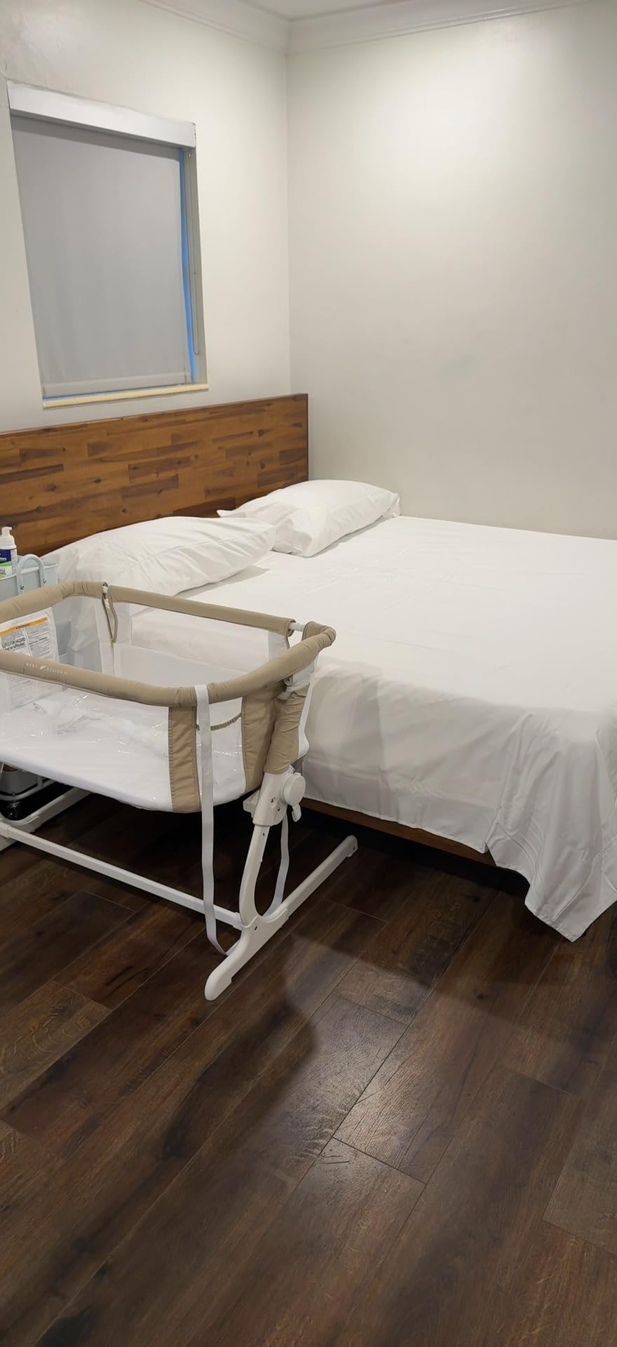 Baby Delight Beside Me Dreamer Bassinet | Bedside Sleeper & Baby Bassinet | 8-Position Height Adjustment | 100% GOTS Certified Organic Cotton Fabric | Organic Mocha customer photo 2