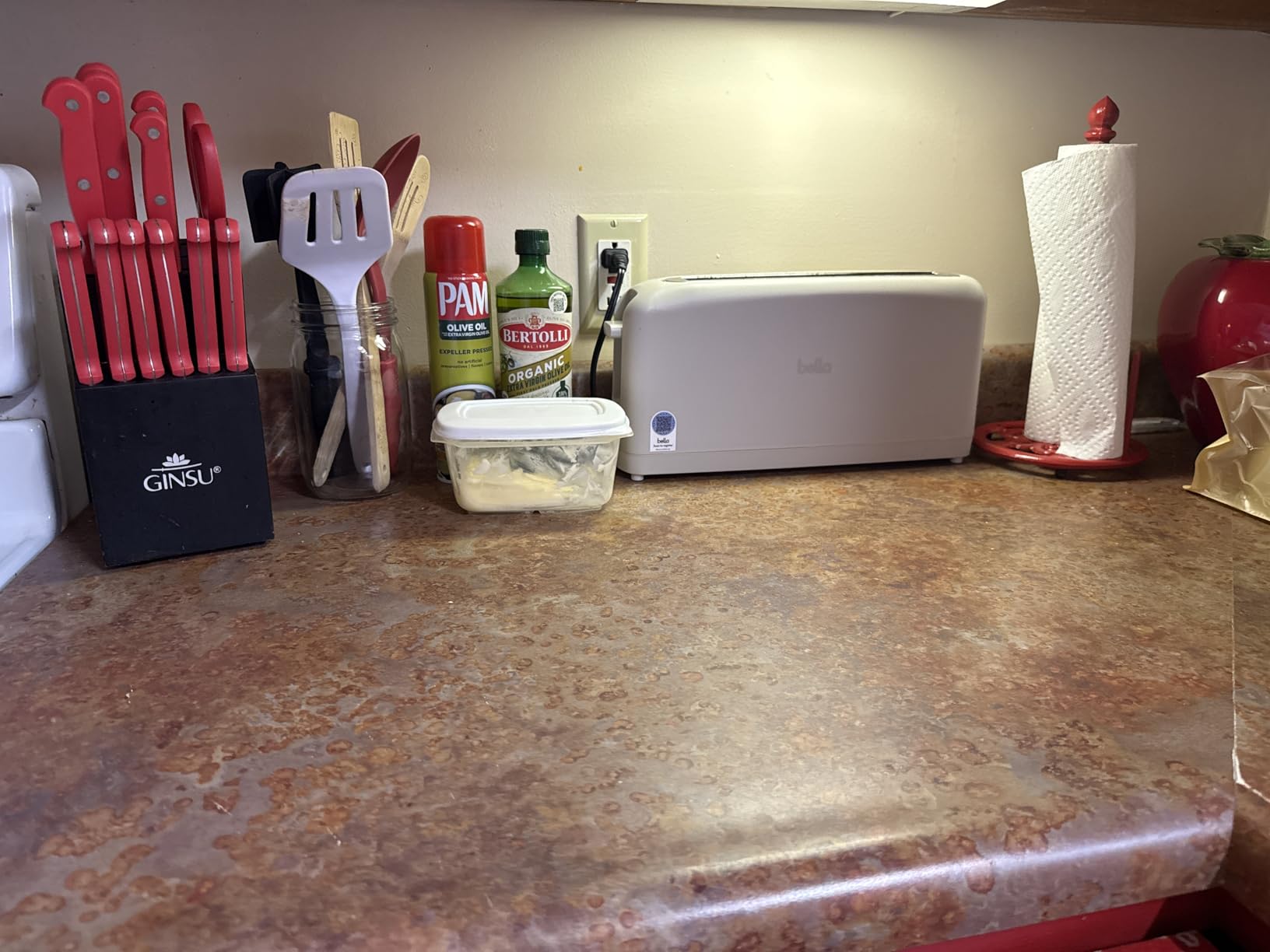bella Fits-Anywhere Slim Toaster, 2 Slice Extra Long & Wide Slot, Oatmilk customer photo 2