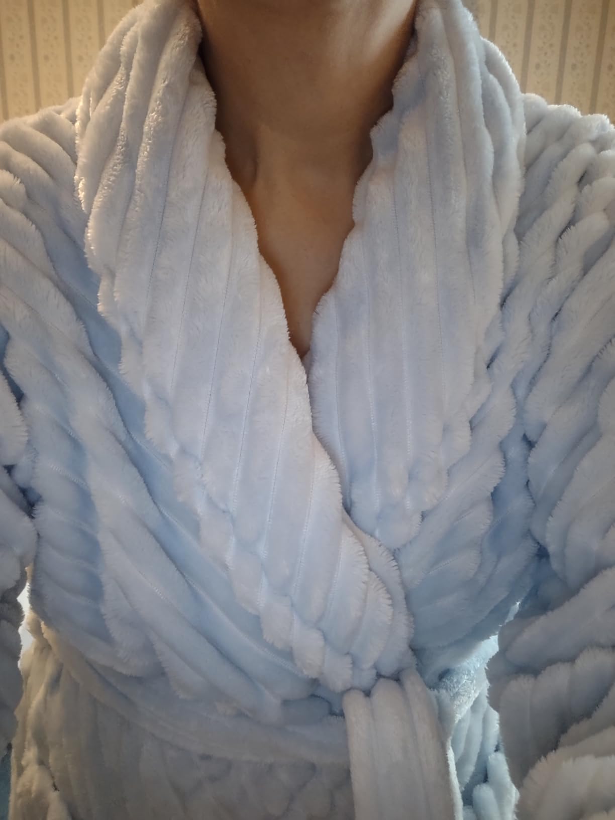 Yurhap Premium Robes for Women - Super Soft Cozy Fleece Womens Robe Plush Long Bathrobe customer photo 1
