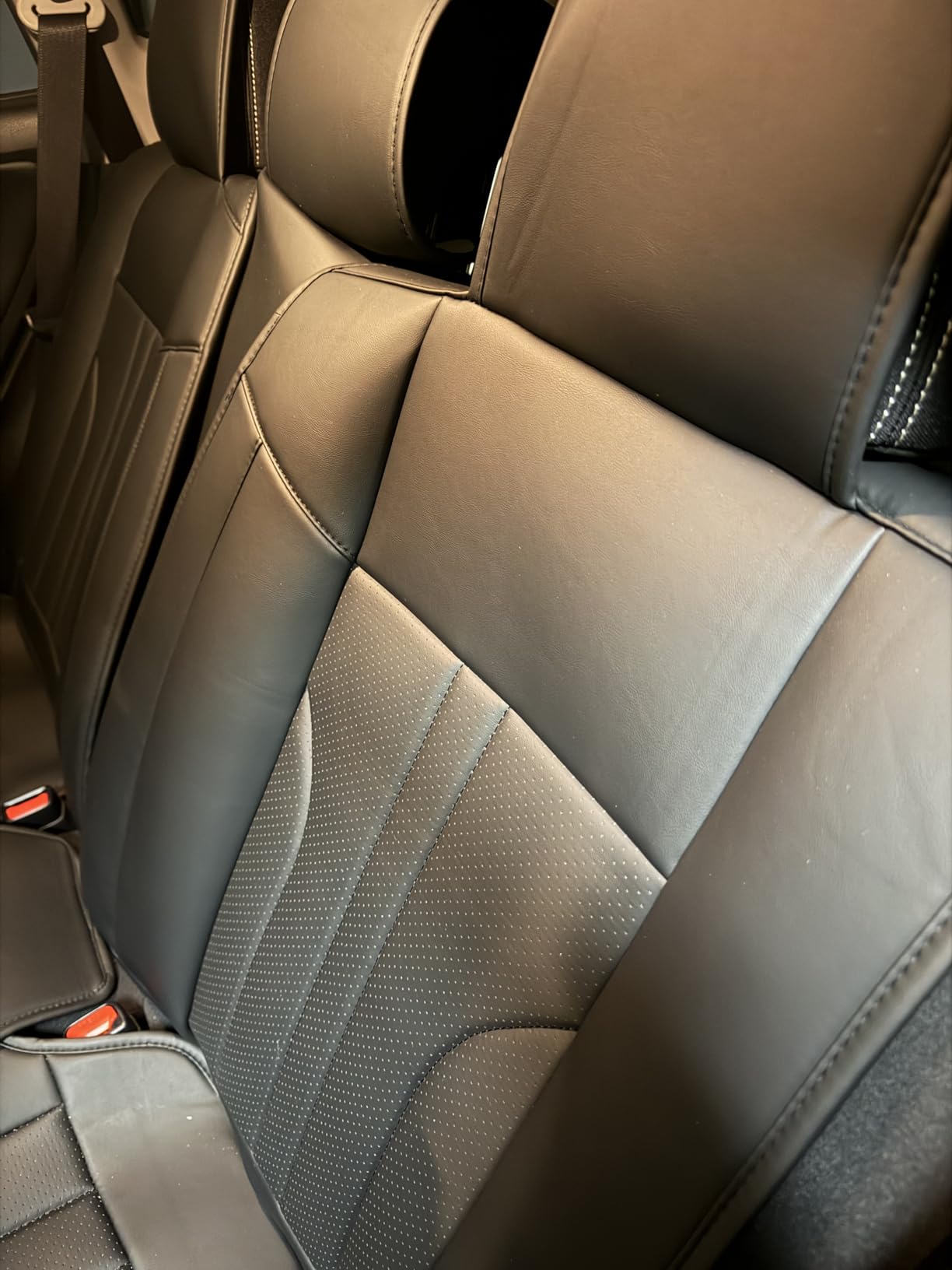 MINGBRON Car Seat Cover Full Set, Leather Car Seat Cover, Waterproof Seat Covers, Car Seat Cushion, Nappa Leather Seat Covers Car Seat Protector Universal Fit Most Cars Black customer photo 2