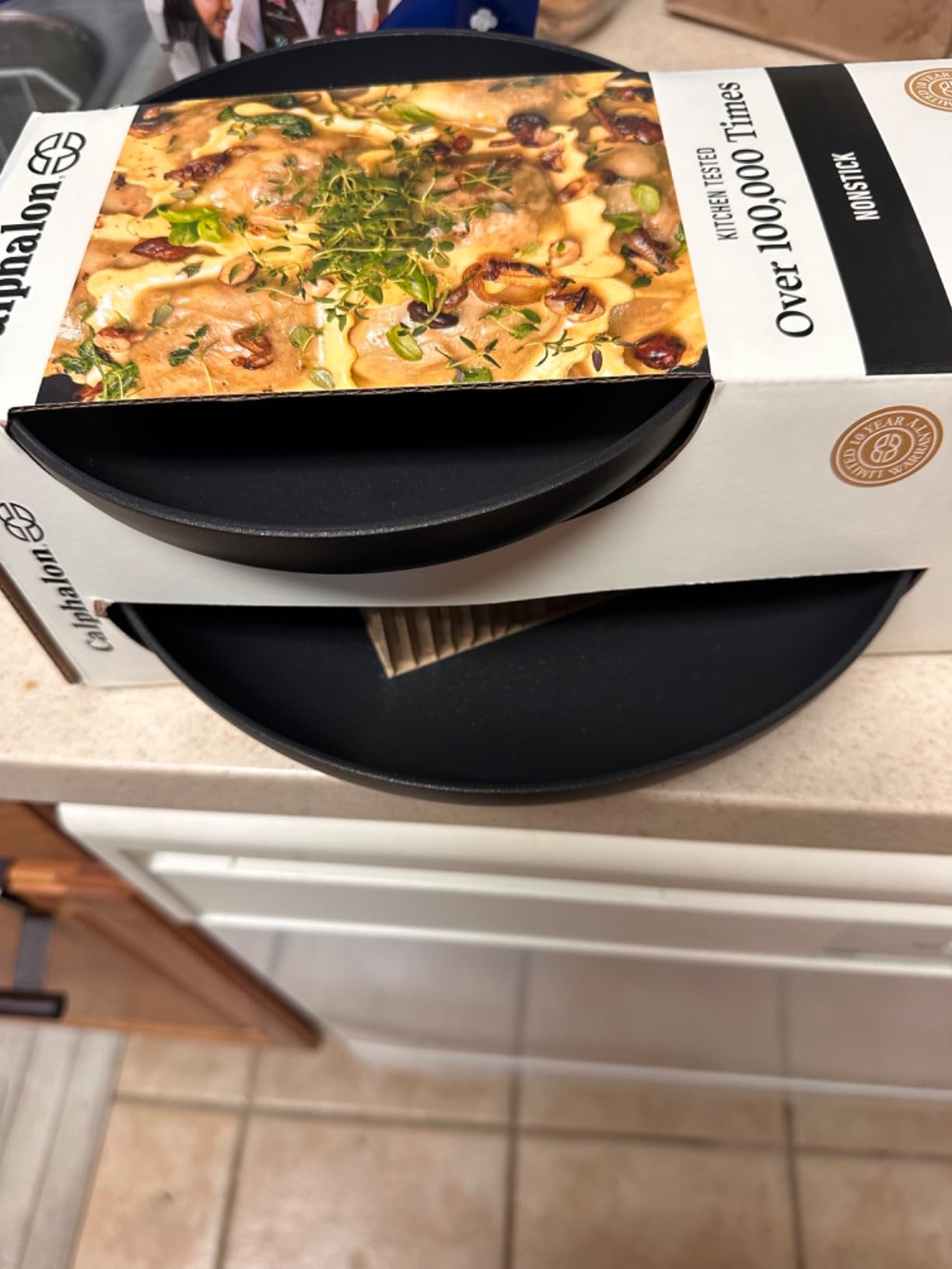 Calphalon Hard-Anodized Nonstick 8