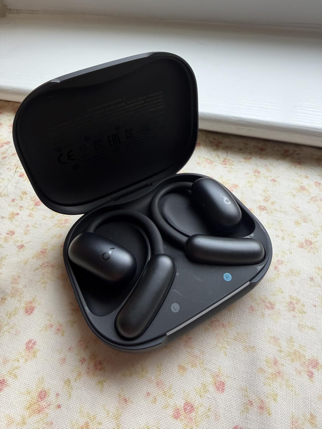soundcore AeroFit 2 by Anker, Open-Ear Headphones, Real-Time Translation Earbuds, 4 Adjustable Positions for Every Ear Size, 2× Richer Bass, Hi-Res, 42H Playtime, IP55, AI Clear Calls, Wireless Charging customer photo 1