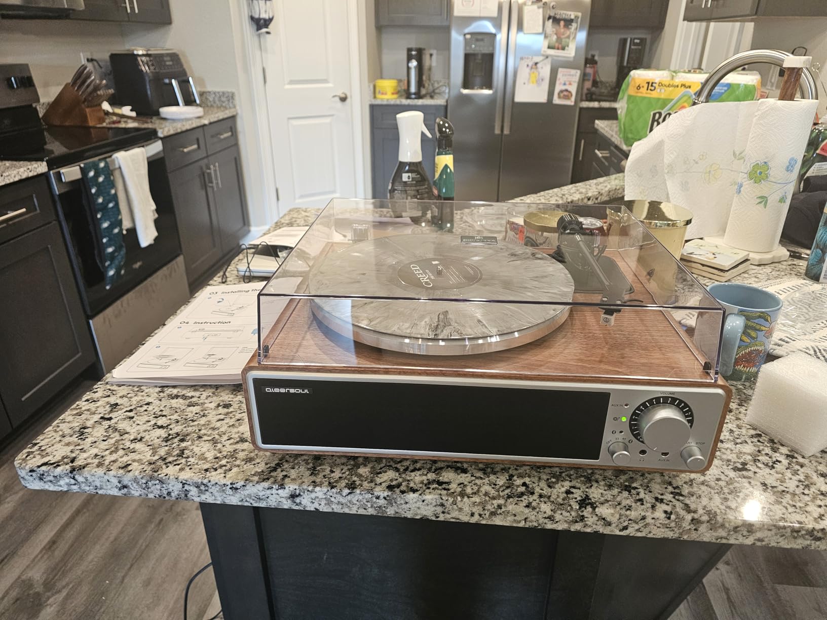 ONE-Q All-in-one Vinyl Record Player with Bluetooth 5.4 HiFi Turntable Built-in Speakers customer photo 1