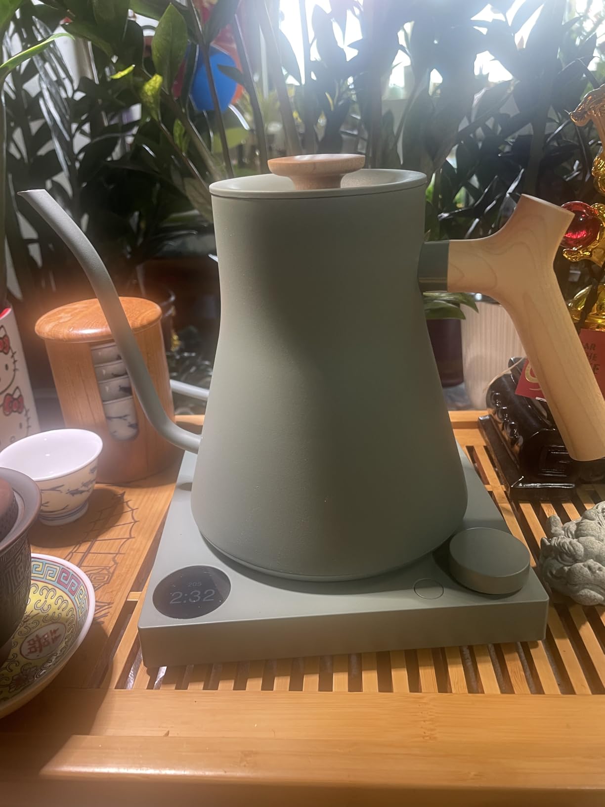 Fellow Stagg EKG Pro Electric Gooseneck Kettle - Pour-Over Coffee and Tea, 0.9 Liter customer photo 2
