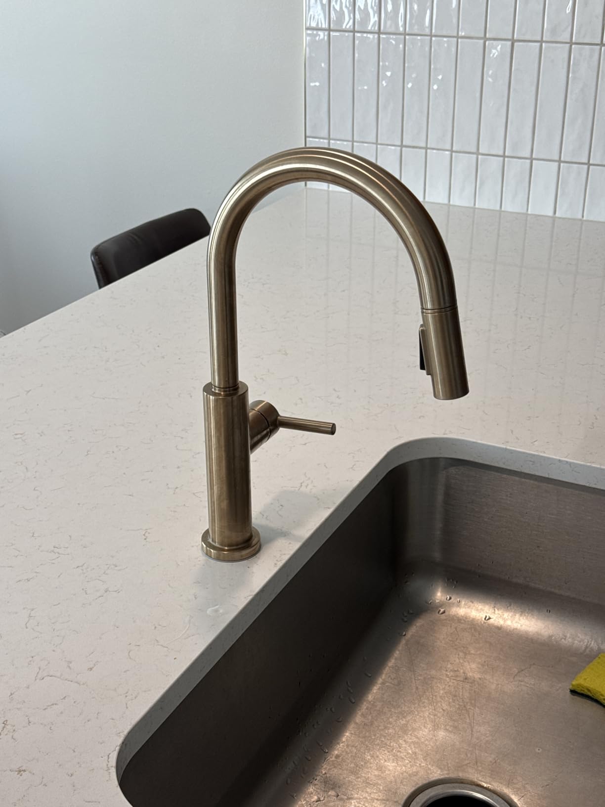 Delta Nicoli Brushed Nickel Kitchen Faucet with Pull Down Sprayer, Stainless Steel customer photo 2