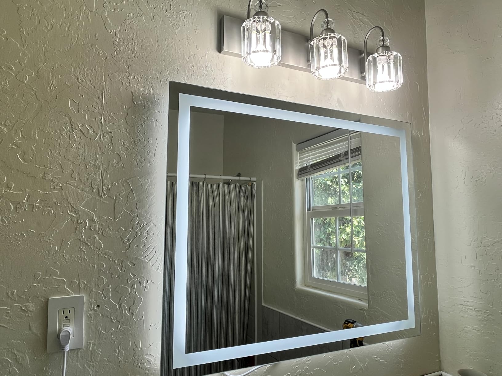 30X36 LED Bathroom Mirror with Lights, Anti-Fog, Backlit + Front Lit, Lighted Bathroom Vanity Mirror for Wall, Memory Function, Dimmable, Tempered Glass, Shatter-Proof customer photo 1