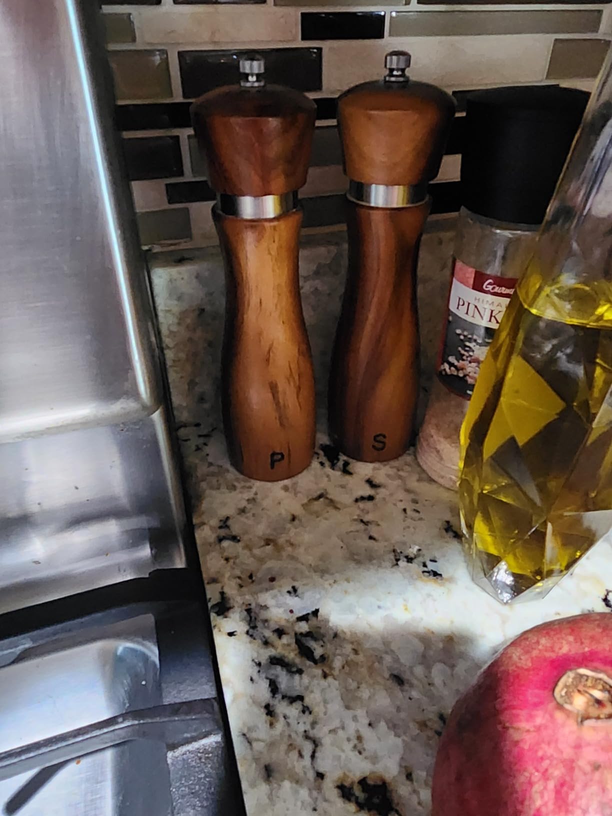 Haomacro 2 Pack 10 Inch Acacia Wooden Salt and Pepper Grinder Set, Manual Salt and Pepper Mills, Salt Grinder Refillable with Adjustable Coarseness, Ceramic/Stainless Steel Core Tableware Gifts customer photo 1