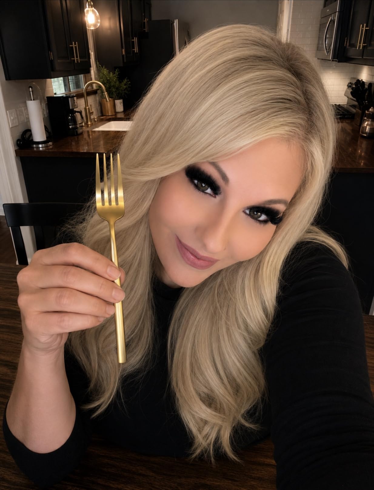 Alata Cube Gold 45-Piece Flatware Set, Forged Cutlery Set, Matte Gold Silverware Service for 8, Stainless Steel Tableware with Square Handle for Home/Restaurant, Dishwasher Safe customer photo 2