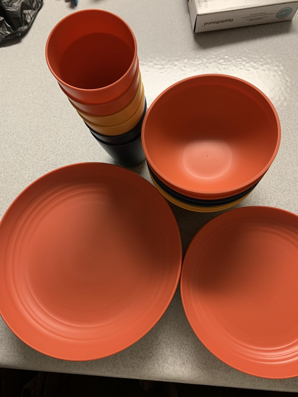 Quatish 24 Piece Plates and Bowls Sets for 6, Unbreakable Dinnerware Sets, Dish Set for Camping, Dishwasher Microwave Safe customer photo 2