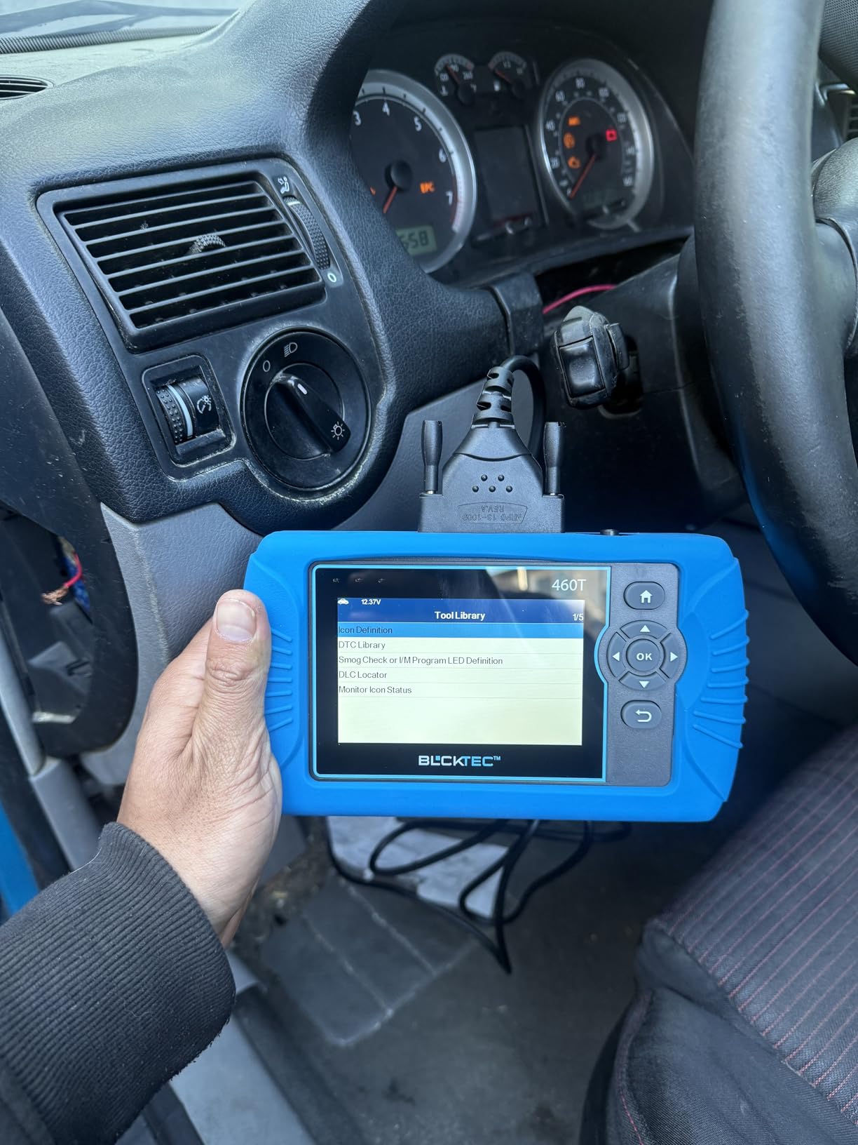 BLCKTEC 460T OBD2 Scanner Car Code Reader Engine ABS SRS Transmission Diagnostic Tool, 12 Reset Services, Oil/TPMS/EPB/BMS/SAS/DPF/Throttle Reset, ABS Bleeding, Battery Test, Auto VIN, Free Update customer photo 2
