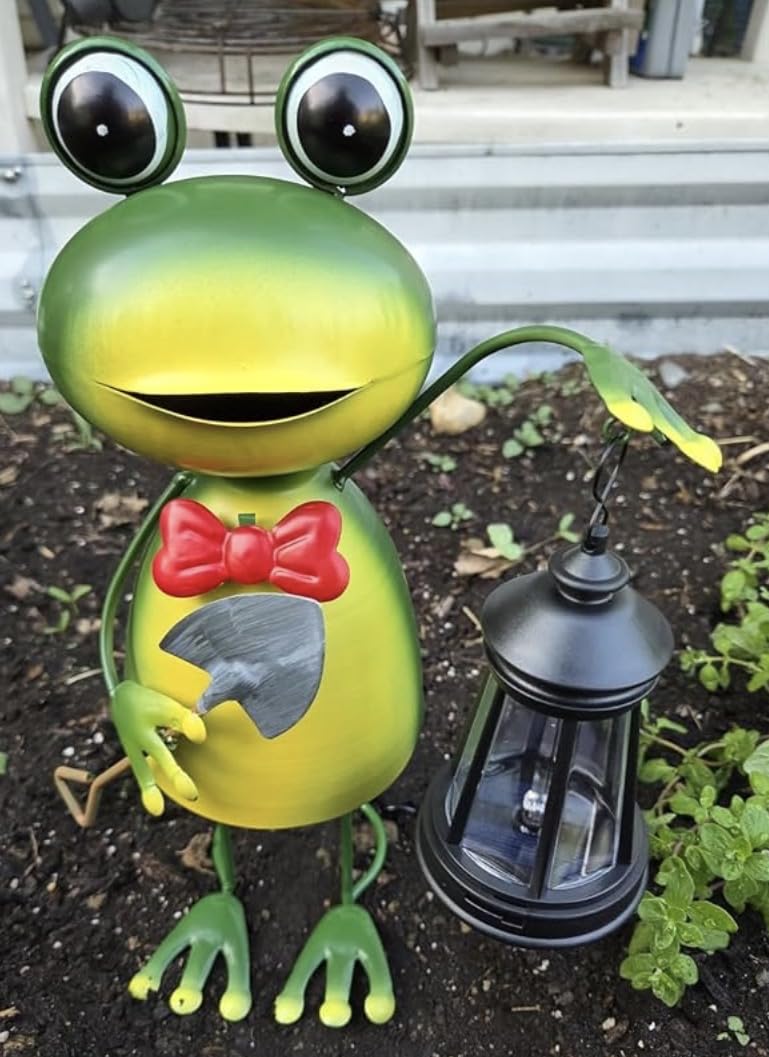 Solar Garden Lights 13.78in Tall Metal Frog Statue with Solar Lantern Decor - Big Frog decor, Birthday Gifts for Women Mom, Fairy Garden Accessories customer photo 1