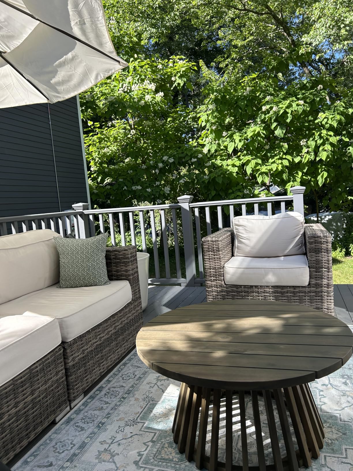 Merax Patio Outdoor Acacia Wood Round Coffee Table for Backyard, Lawn, Balcony Light Teak customer photo 2