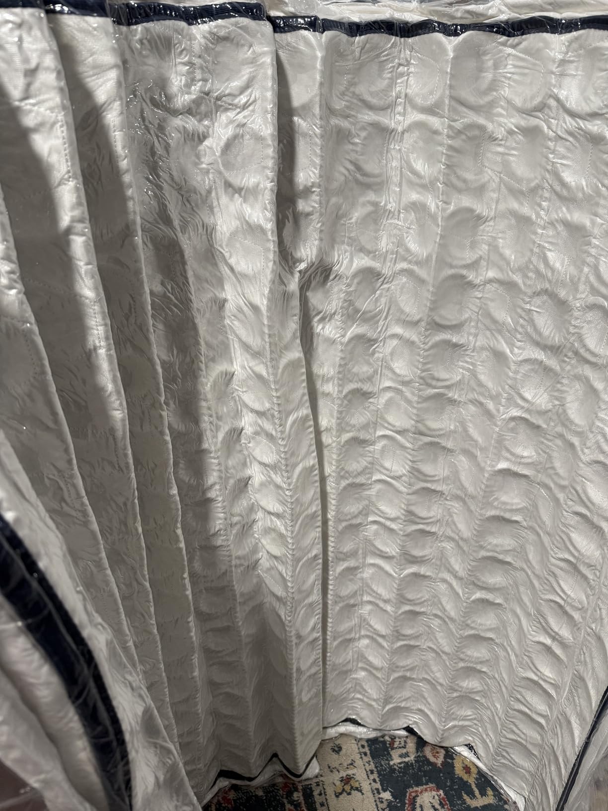 Novilla Queen Size Mattress 10 Inch, Queen Mattress in a Box HybridPocket Innerspring with Foam Layer for Motion Isolation & Pressure Relief, Soft Feel but Supportive, CertiPUR-US customer photo 2
