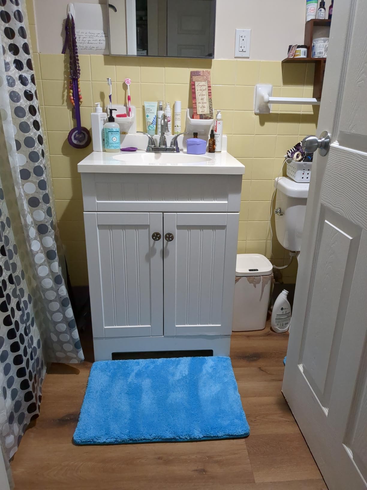 MINIDEAR Bathroom Rugs 24x17 Light Gray, Thick Memory Foam Bath Mat, Ultra Soft & Plush Fluffy, Non-Slip, Quick Dry, Absorbent Washable Floor Microfiber Mat for Tub, Home Decor Accessories customer photo 2