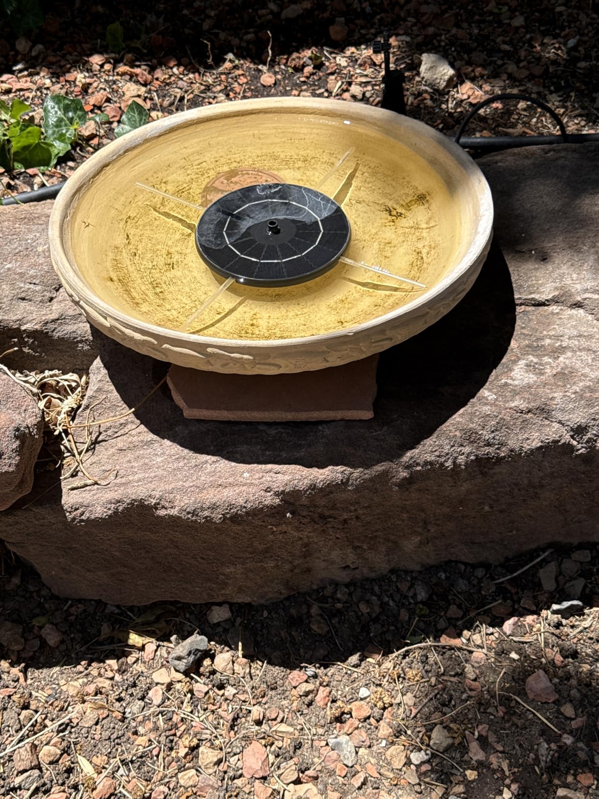 Solar Fountain for Bird Bath, Solar Water Fountain with Multiple Nozzles & Fixed Pipes, Upgraded Version 3.5W Solar Water Pump, Suitable for Bird Bath, Garden, Courtyard, Fish Tank, Outdoor customer photo 2