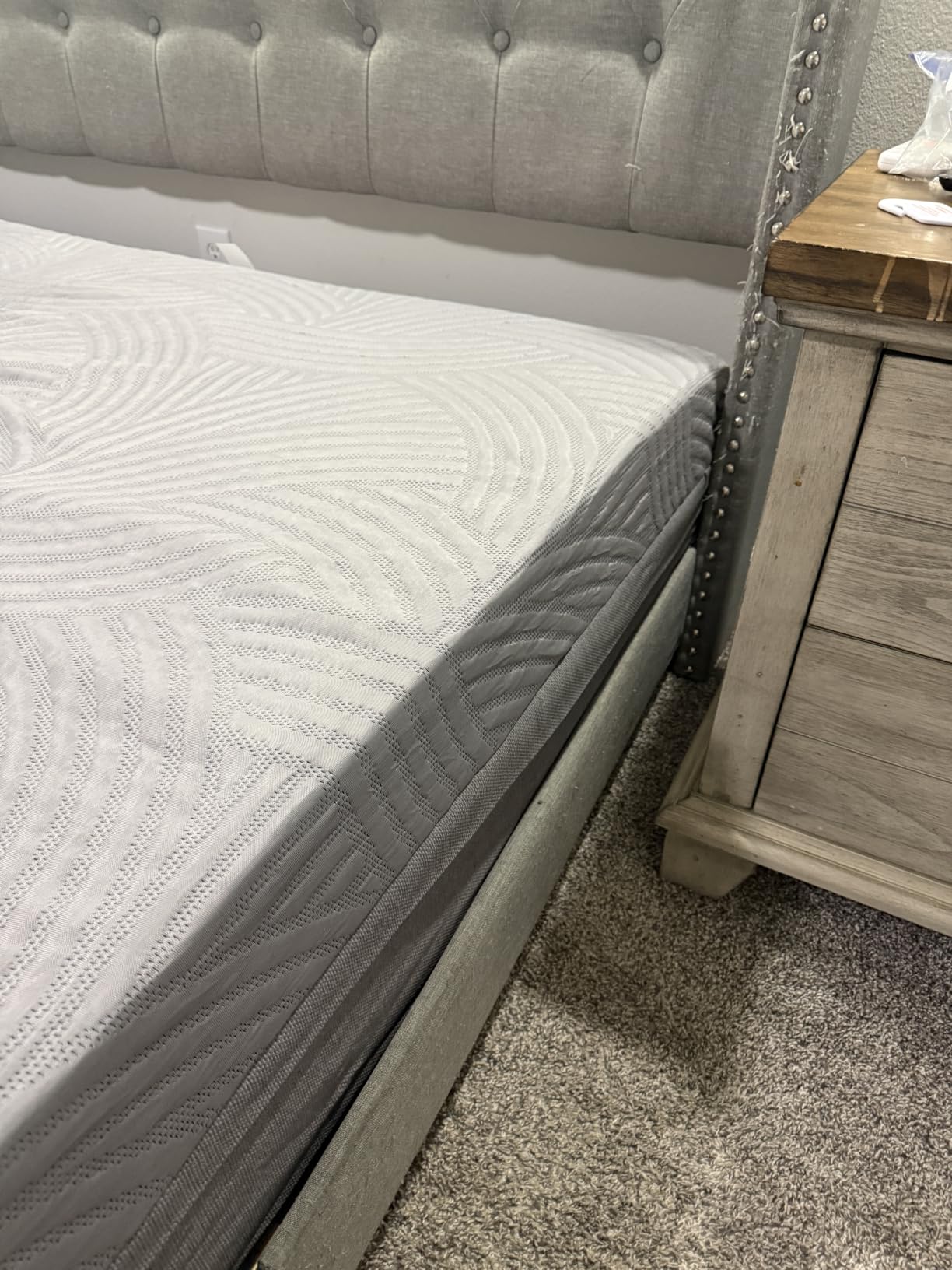 Sweetnight CoolNest 14 Inch King Size Mattress, Cooling Memory Foam Mattress | Cool Night Sleep, 5-Zone Ergo Support for Pressure Relief, Enhanced Breathability, Medium Feel, CertiPUR-US Certified customer photo 1