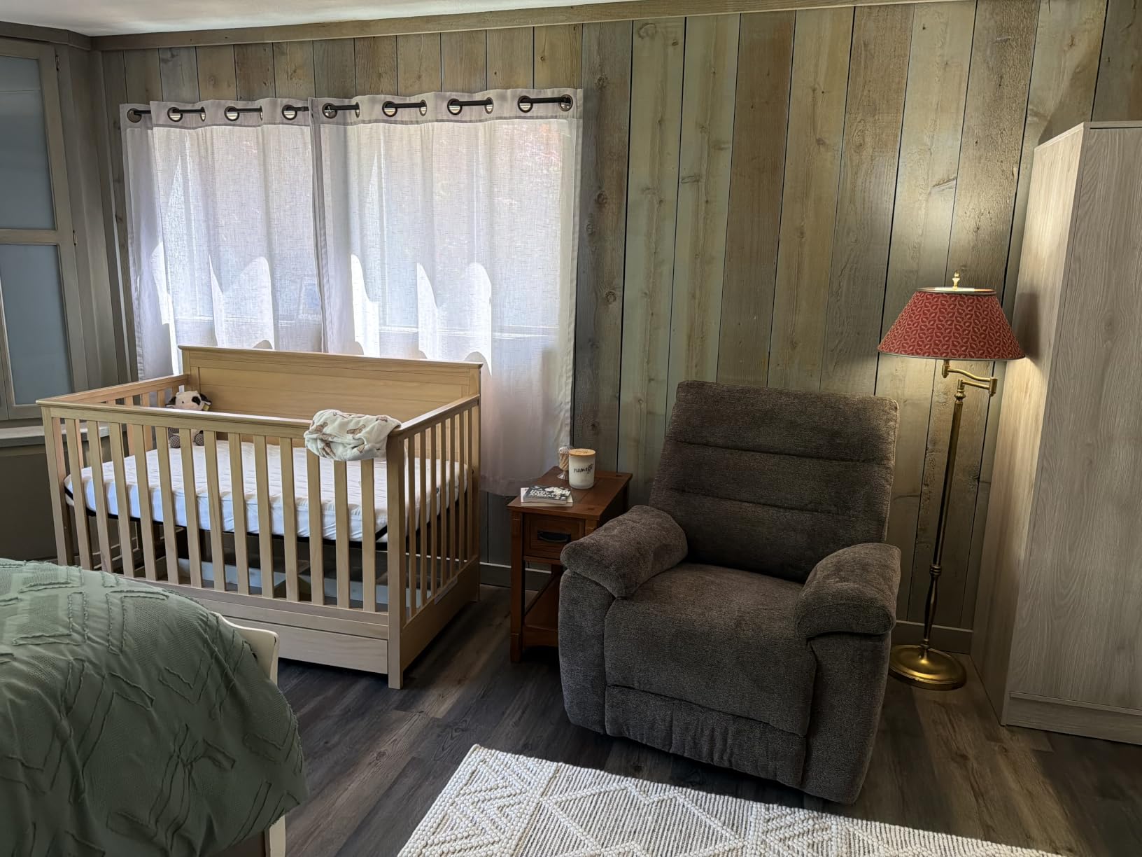 Graco Tristan 5-in-1 Convertible Crib with Drawer, Hazelnut, GREENGUARD Gold Certified, Fits Standard Crib Mattress, Converts to Toddler Bed, Daybed, and Full-Size Bed customer photo 1