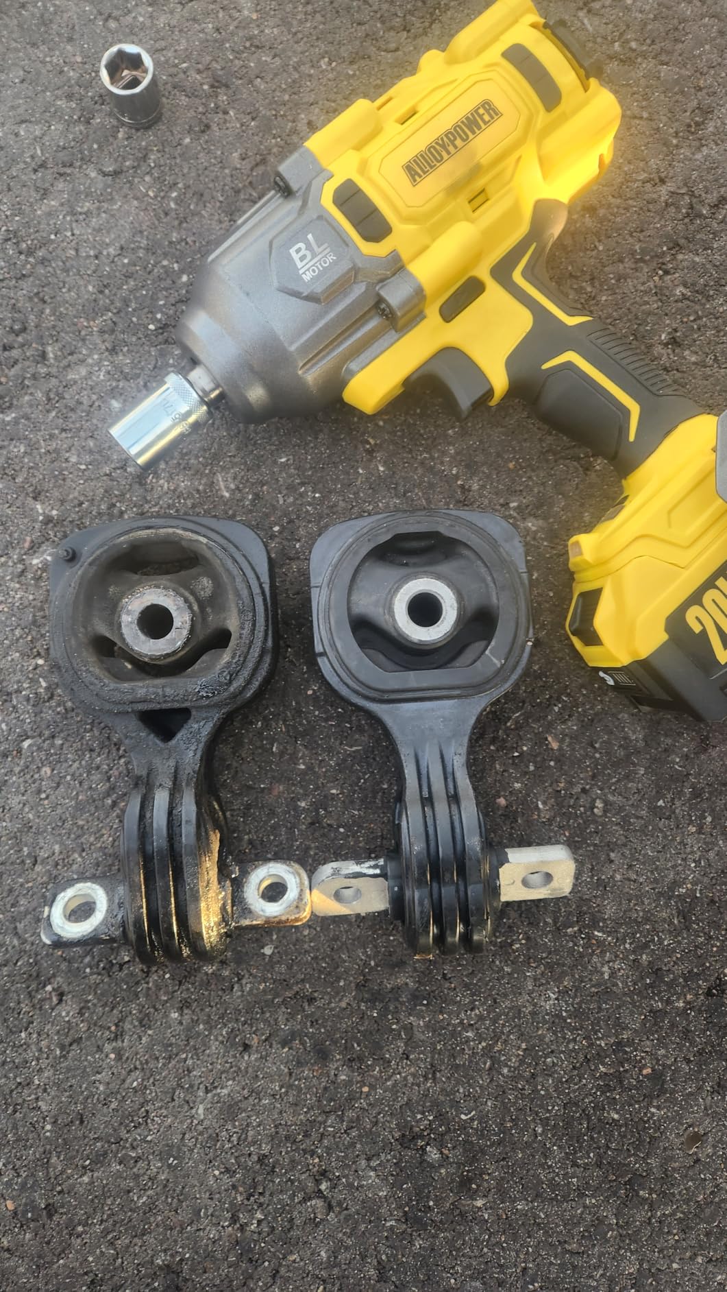 1500 FT-LBS(2000N.M) Cordless Impact Wrench, 1/2