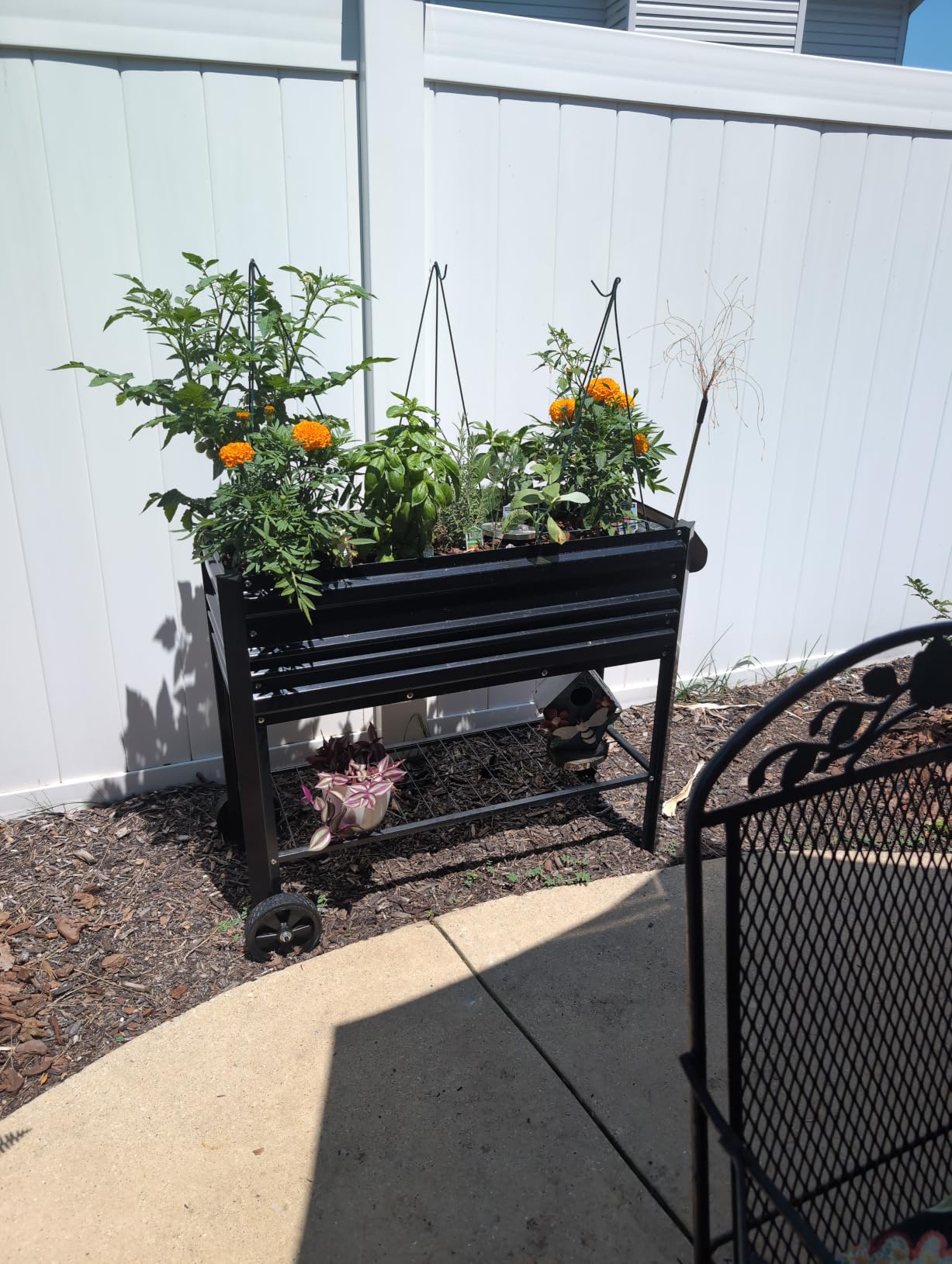 WORKPRO Galvanized Raised Garden Bed with Legs & Wheels, 37x14.6x31.6in, 400LB Capacity Elevated Planter Box for Garden, Backyard, Patio & Deck, Black customer photo 1