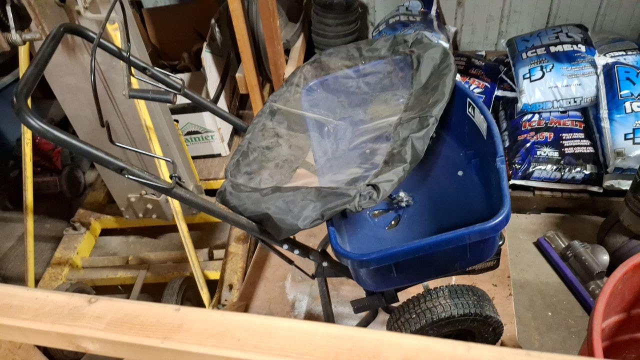 Chapin 88000A Spreader, Salt, Ice Melt, 80Lbs, SaltPro, Walk Behind, Residential, Broadcast, Spiked Auger, Adjustable Baffles, 10