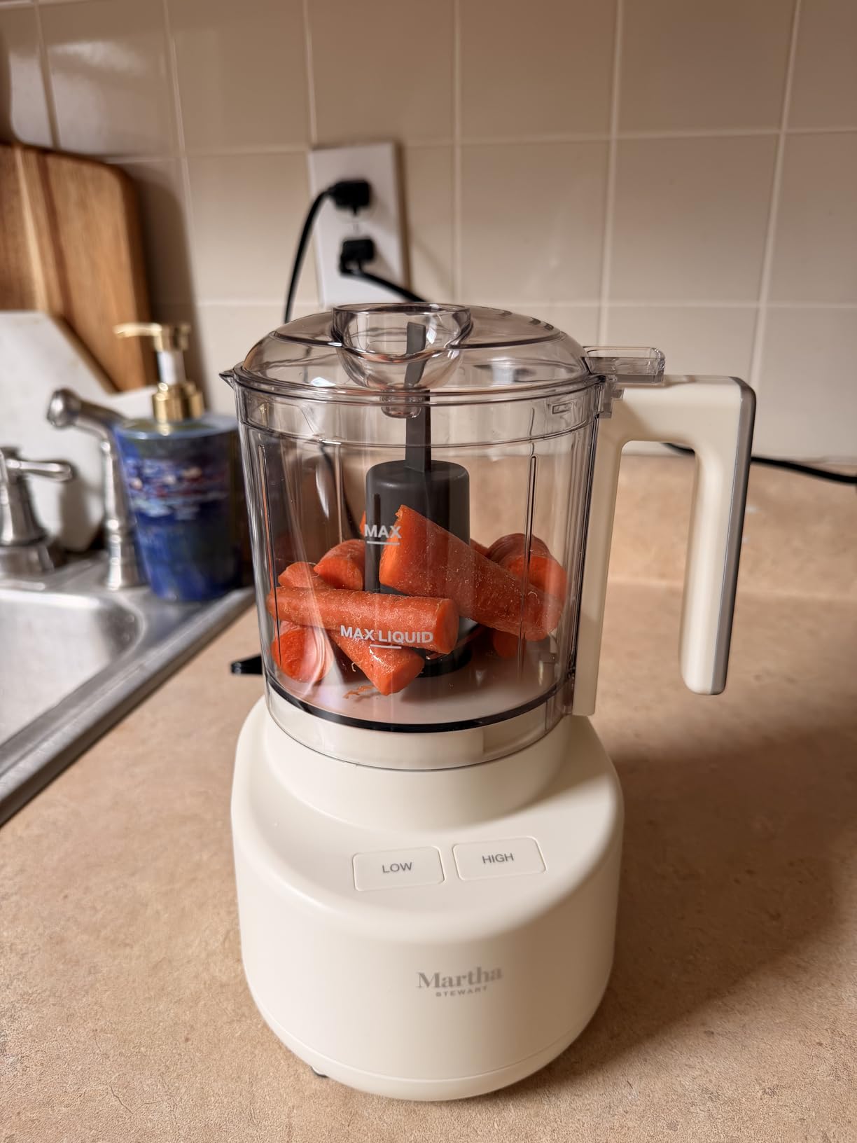 Martha Stewart 3 Cup Electric Vegetable Chopper & Mini Food Processor, Sage, 24oz BPA-Free Bowl, Stainless Steel Blades, Pour Spout, Dishwasher-Safe Parts customer photo 2