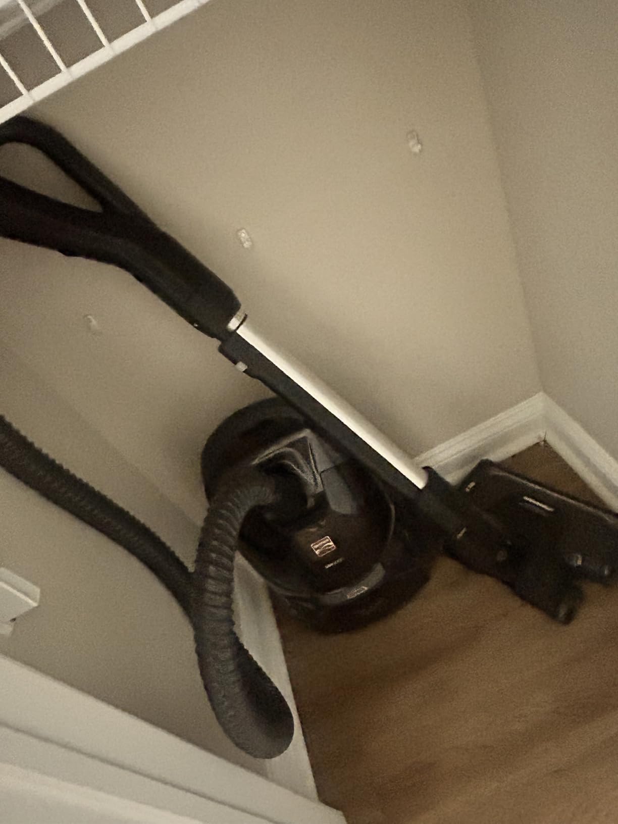 Kenmore BC4039 600 Series Pet Friendly Bagged Canister Vacuum with POP-N-GO, Pet PowerMate, Hair Eliminator Brushroll, HEPA Filter, Performance Indicator, Extended Reach and Auto Cord Rewind customer photo 2