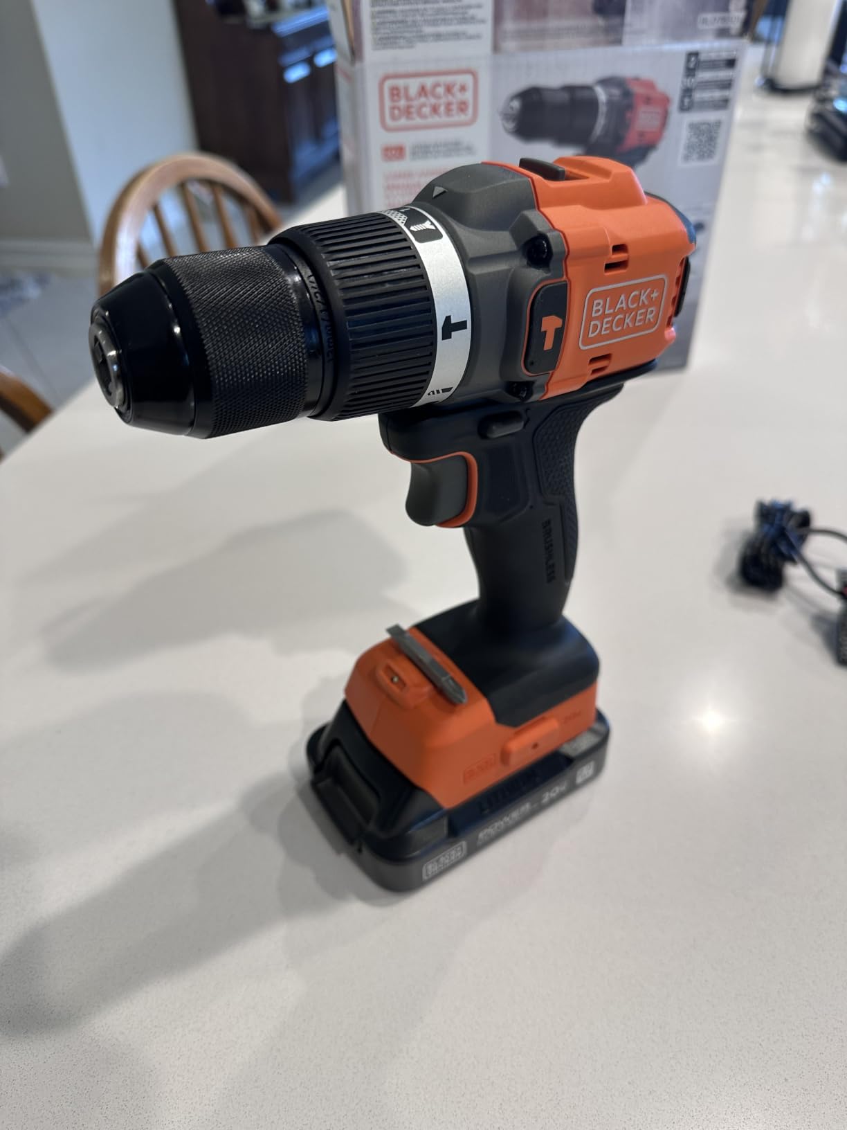 BLACK+DECKER 20V MAX POWERCONNECT Brushless Cordless 1/2-in. Hammer Drill Kit, Includes 2Ah Battery and Charger, Variable Speed, LED, 30000 BPM, 1900 RPM (BLD783D1) customer photo 2
