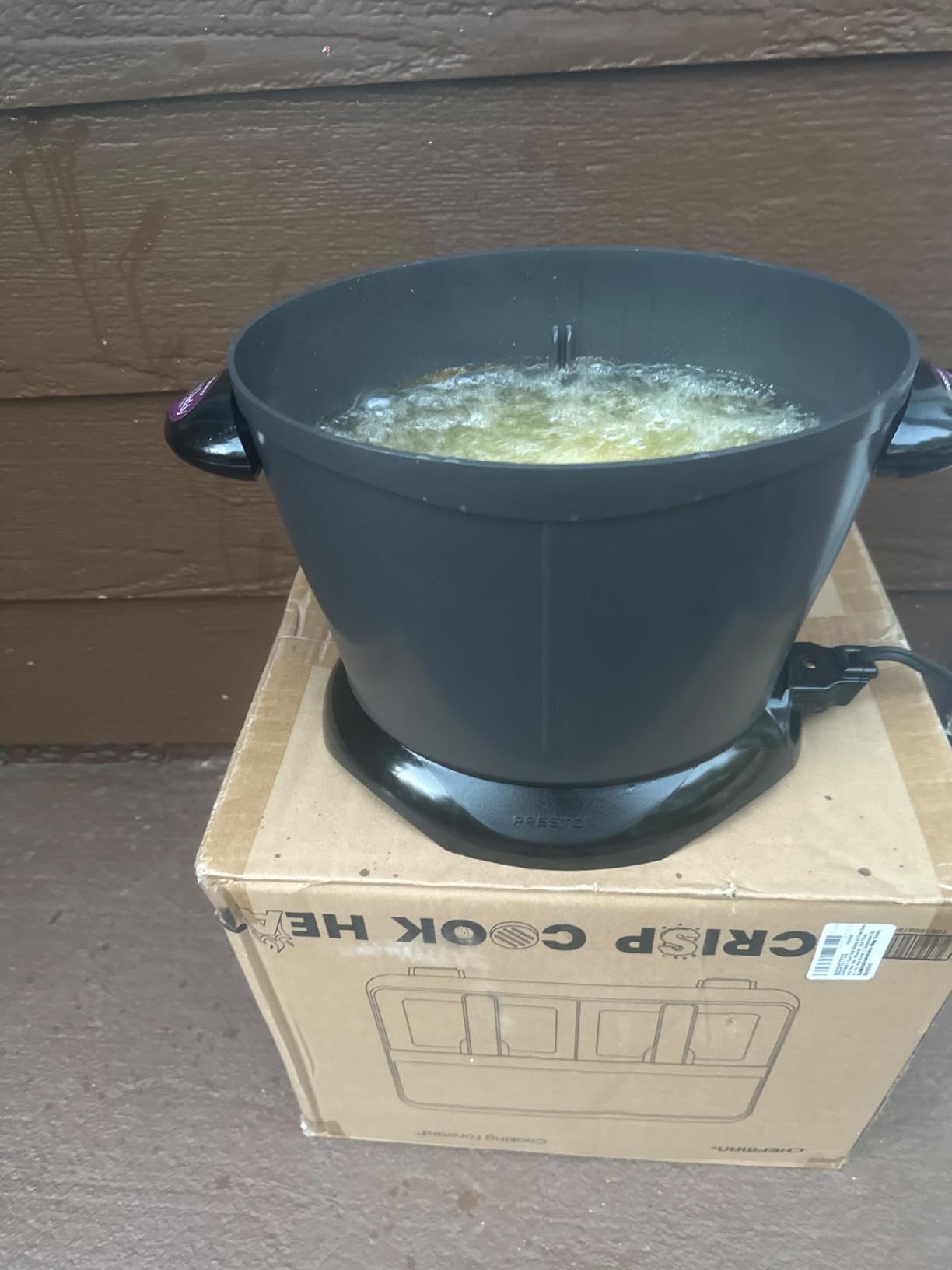 Presto 05450 DualDaddy Electric Deep Fryer customer photo 1