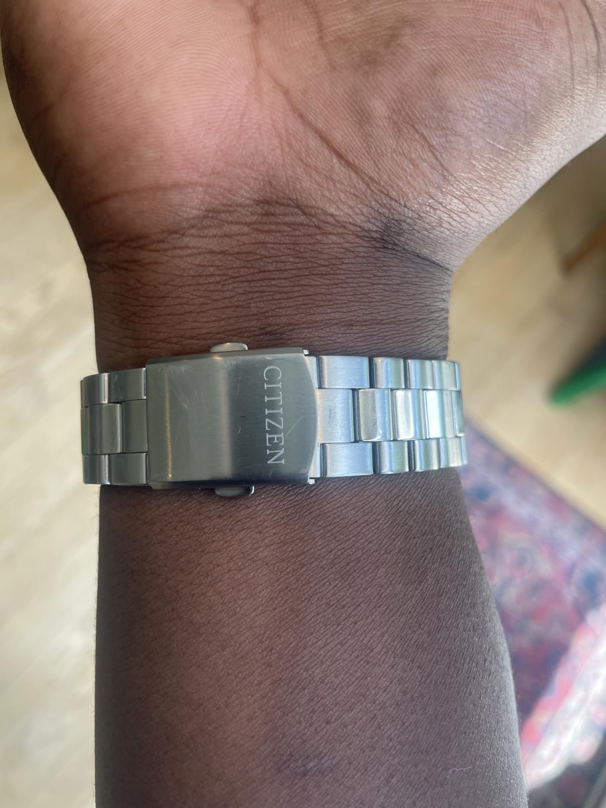 Men's Classic Quartz Watch customer photo 2