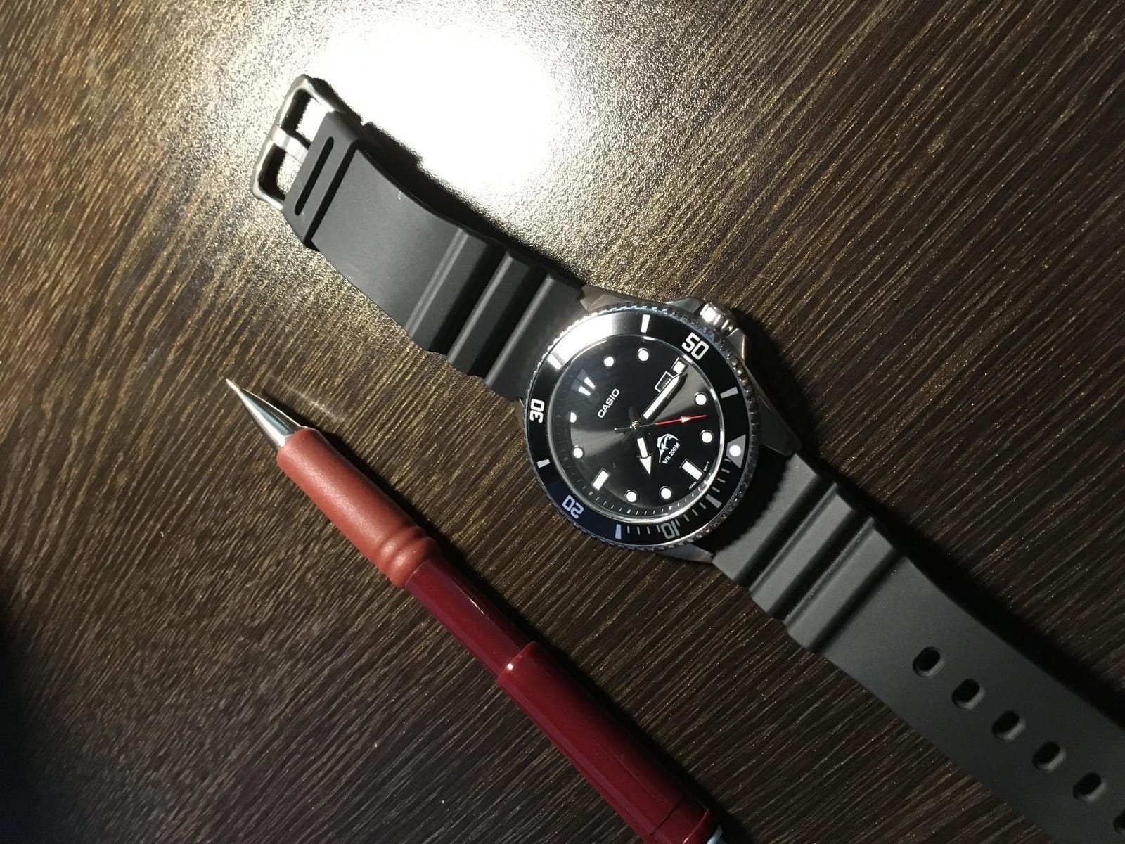 Casio MDV106 Series Unisex Analog Dive Watch 200M WR Stainless Steel customer photo 2