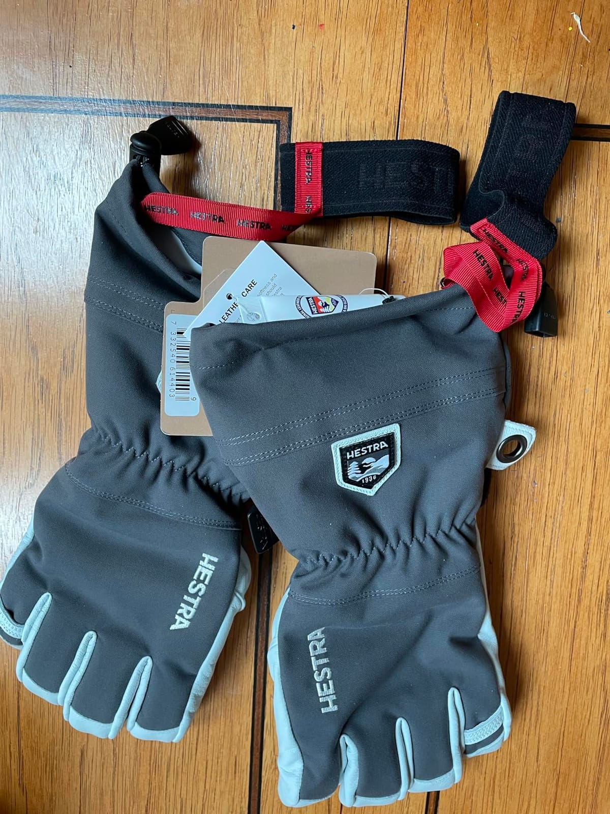 Hestra Army Leather Heli Ski Glove, 5-Finger Snow Glove for Skiing & Snowboarding for Men & Women customer photo 1