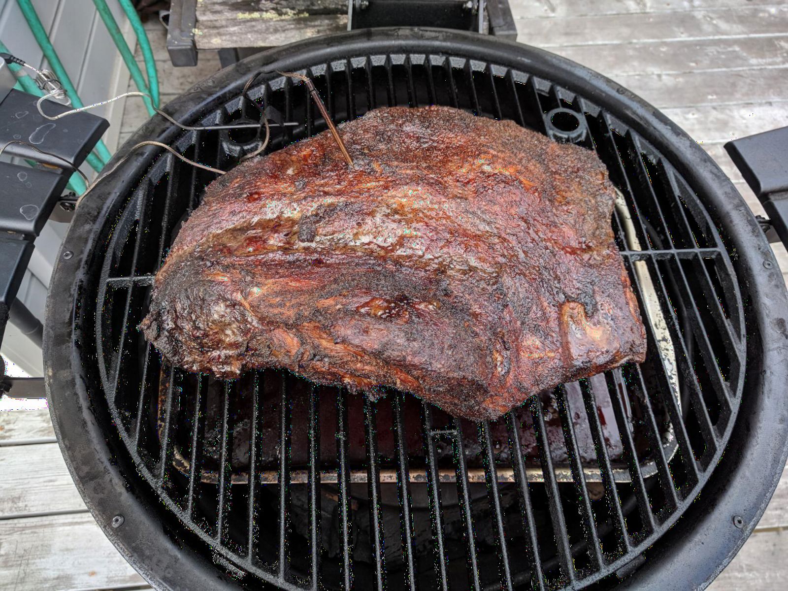 Char-Griller AKORN Kamado Charcoal Grill and Smoker, 445 sq.in., Graphite, Model E16620 customer photo 1