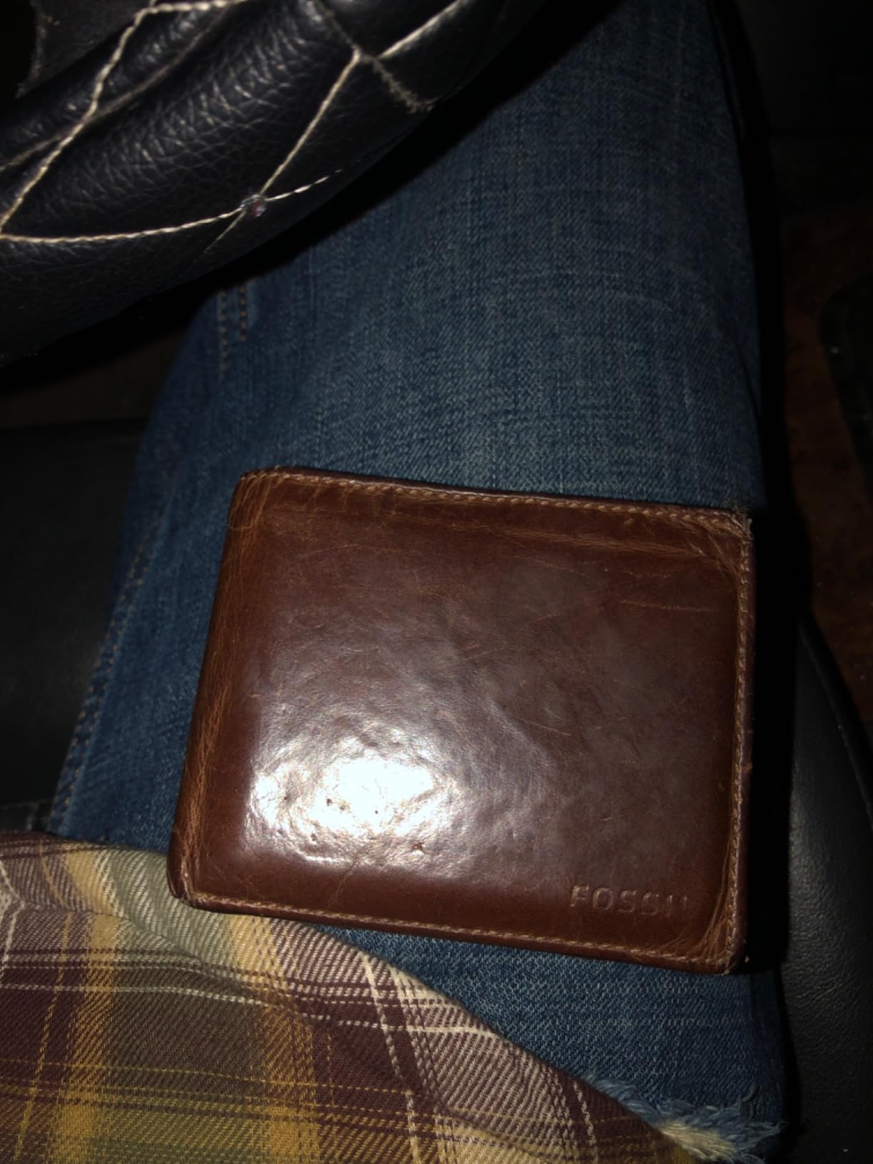 Men's Wallet, Derrick Leather RFID-Blocking Wallet, Bifold with Flip ID, Brown customer photo 1