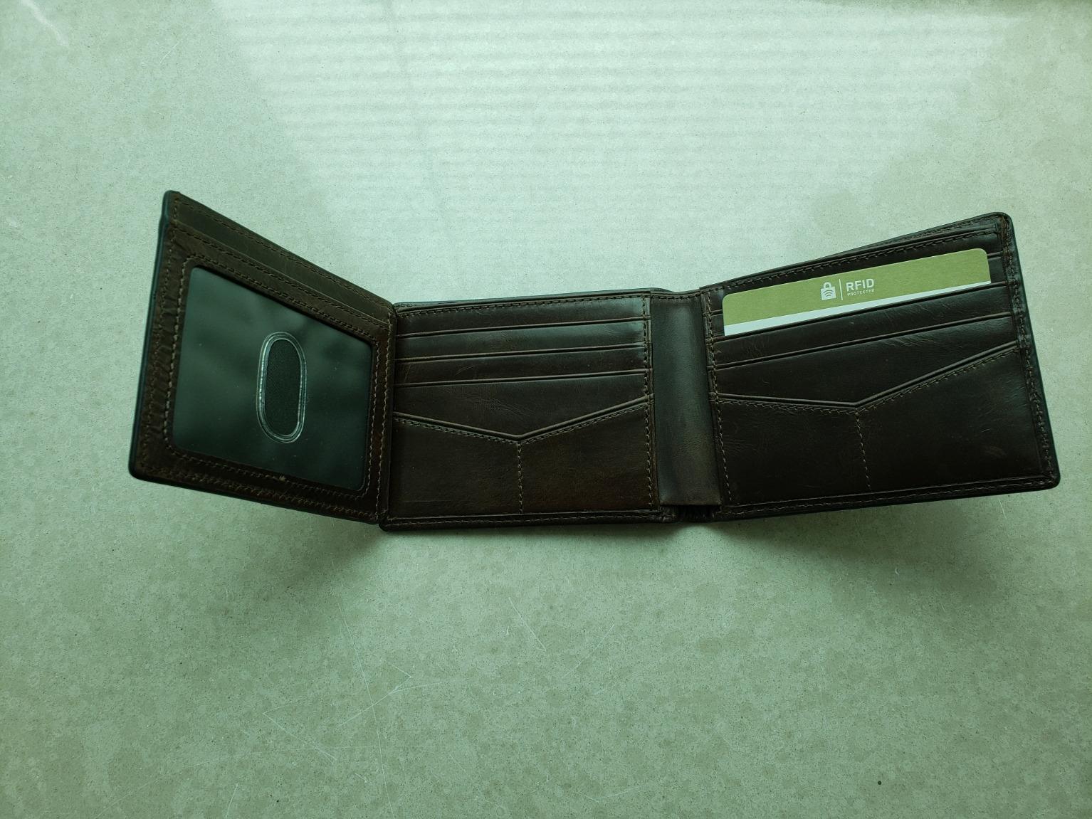 Men's Wallet, Derrick Leather RFID-Blocking Wallet, Bifold with Flip ID, Brown customer photo 2
