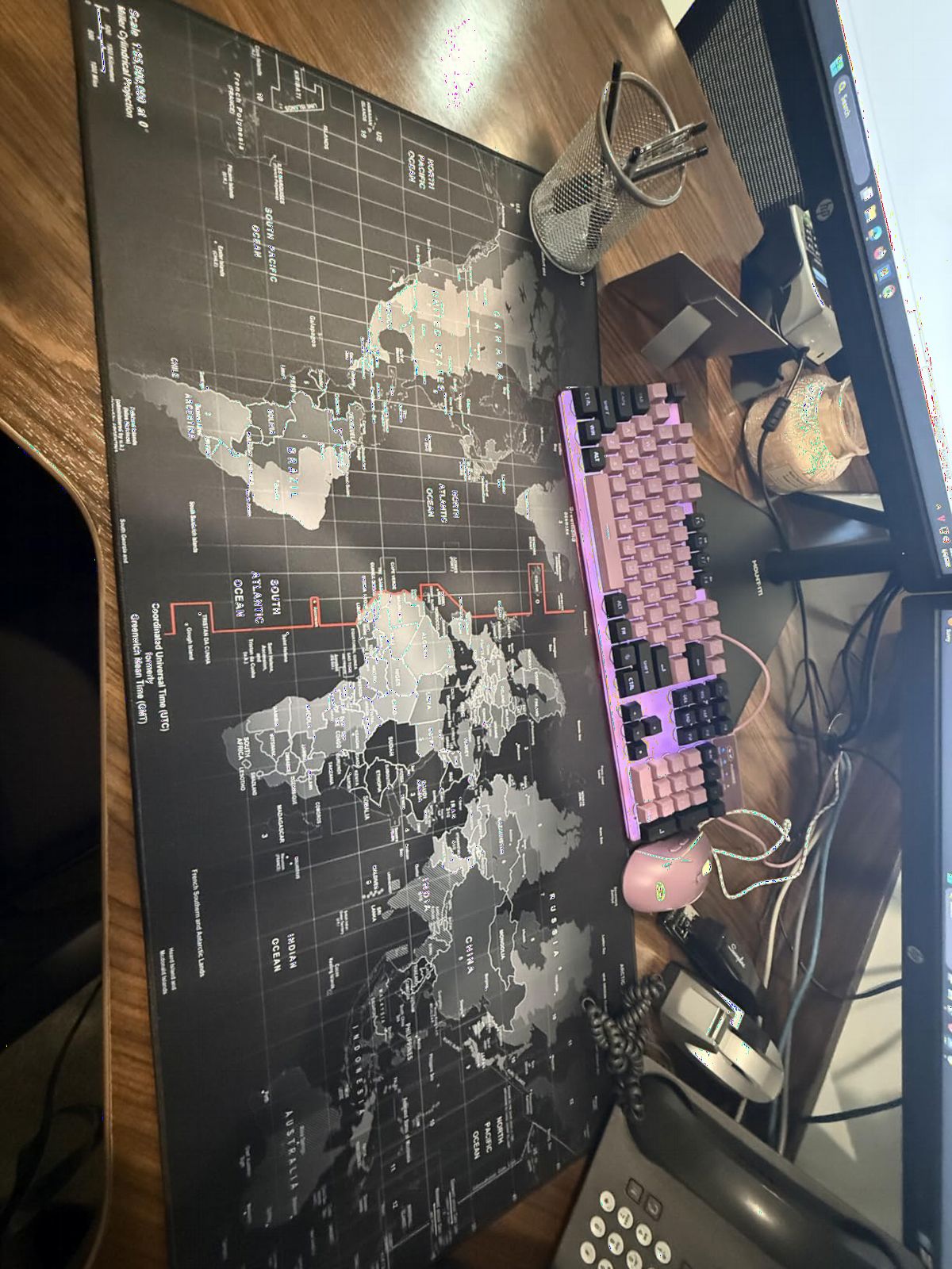 XXL Professional Large Mouse Pad & Computer Game Mouse Mat (35.4x15.7x0.1IN, Map) (90 * 40 Map) customer photo 1