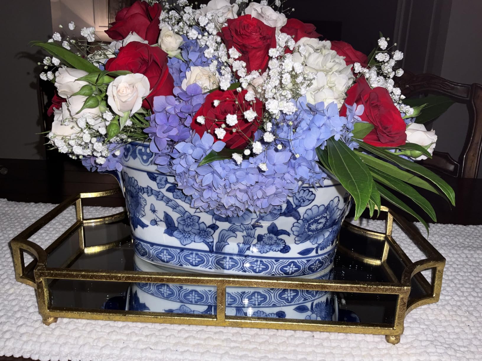 Kate and Laurel Ciel Metal Mirrored Ornate Scalloped Decorative Tray, Gold customer photo 1
