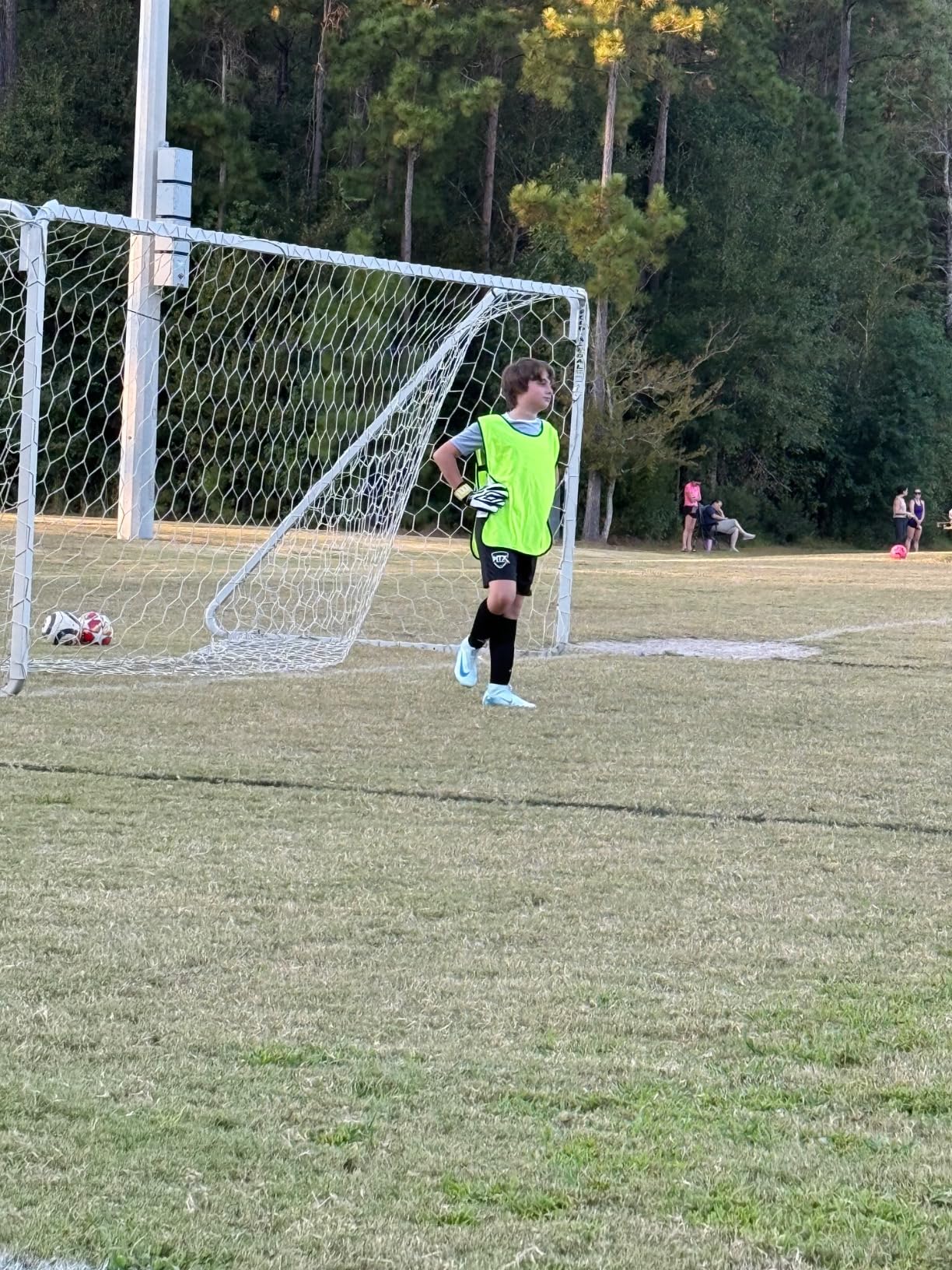 Pinnies Scrimmage Vests for Kids, Youth and Adults (12-Pack) - Soccer Pennies customer photo 1