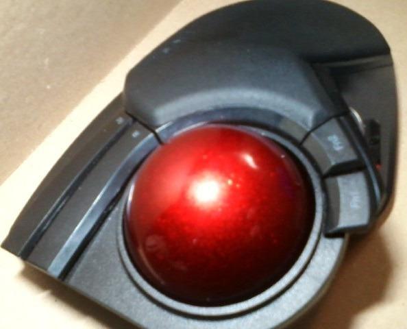 ELECOM HUGE Trackball Mouse, 2.4GHz Wireless, Index Finger Control, Customizable 8-Button, Large Soft Palm Rest, 52mm Ball customer photo 2