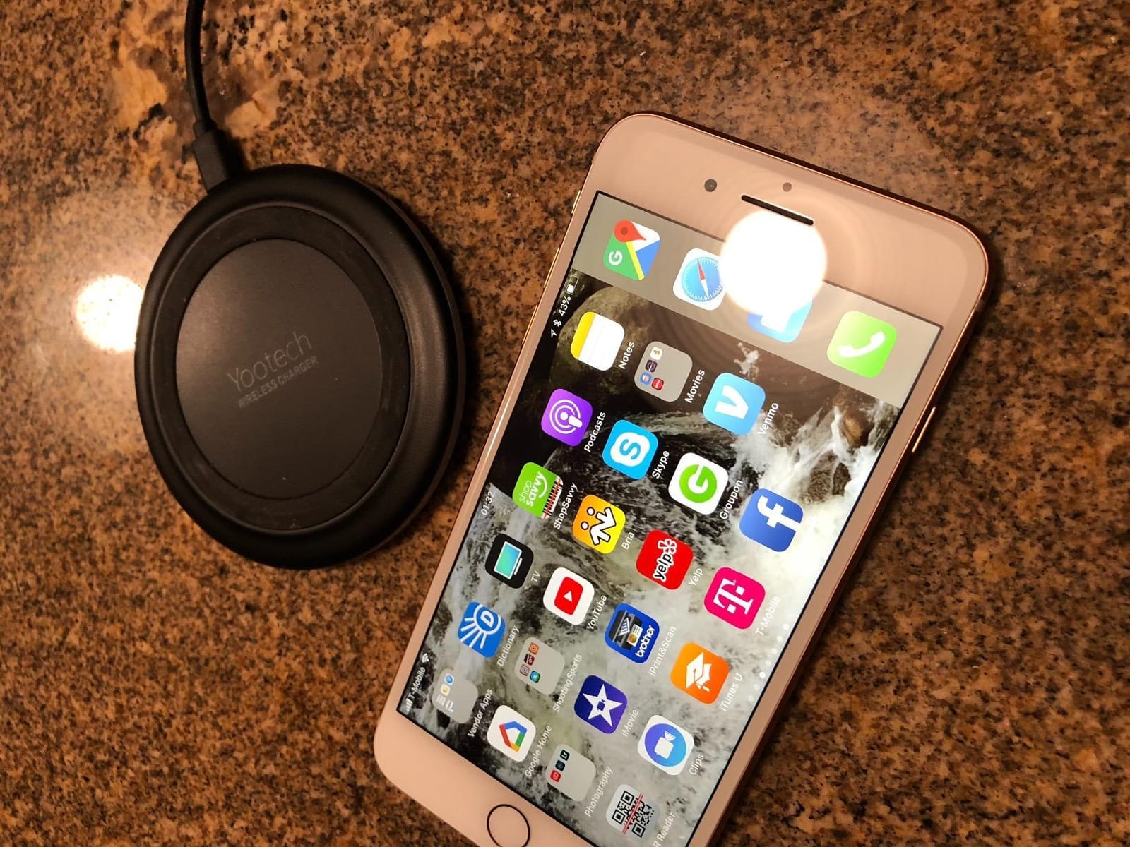 Yootech Wireless Charger,10W Max Wireless Charging Pad(No AC Adapter) | Compatible with iPhone 17/17 Pro/17 Pro Max/Air/16/15/14/13/SE 2022/12/11,Samsung Galaxy S25/S24/S23,for AirPods Pro 3 customer photo 1