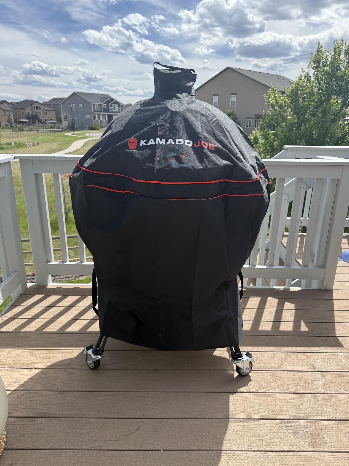 Kamado Joe Classic Joe Series 18-inch Ceramic Charcoal Grill and Smoker Durable Polyester Grill Cover with Adjustable Buckle in Black, Model KJ-GC23BWFS customer photo 2