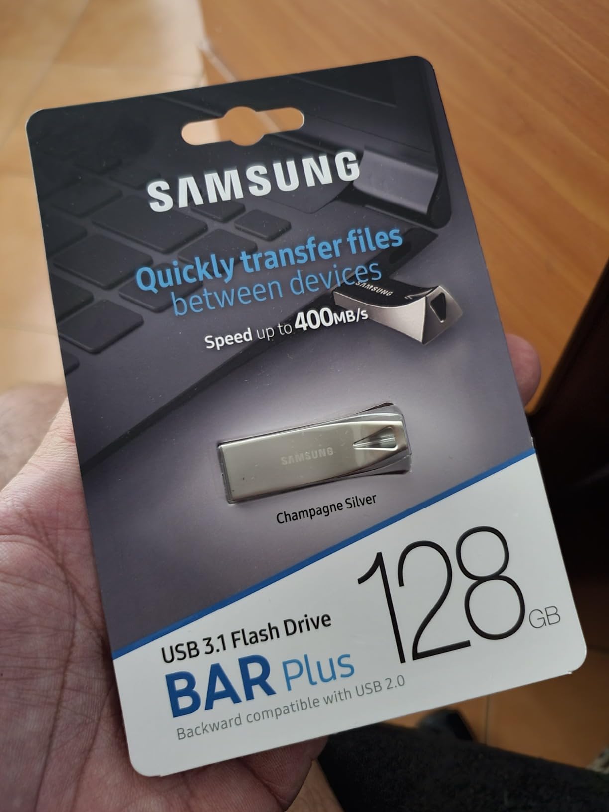 SAMSUNG BAR Plus 3.1 USB Flash Drive, 128GB, 400MB/s, Rugged Metal Casing customer photo 2