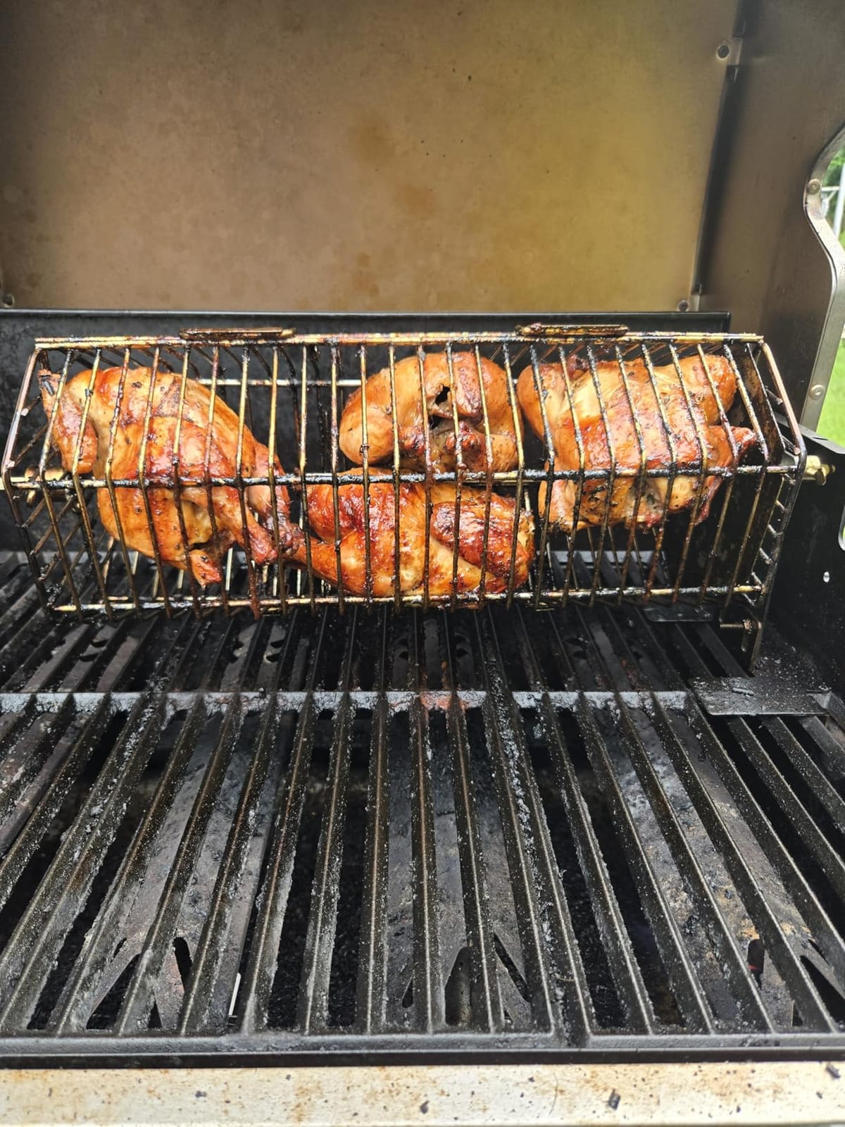 onlyfire Stainless Steel Round Tumble Rotisserie Basket, 17inch | Grill Cooking Accessory, For Most Gas and Charcoal Grills customer photo 2